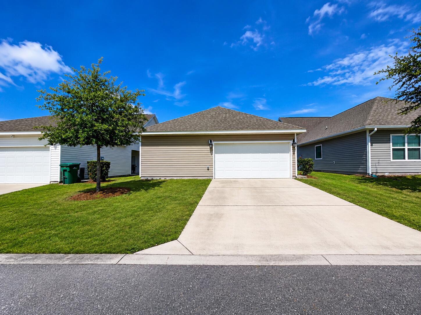 HAMMOCK BAY - Residential Lease