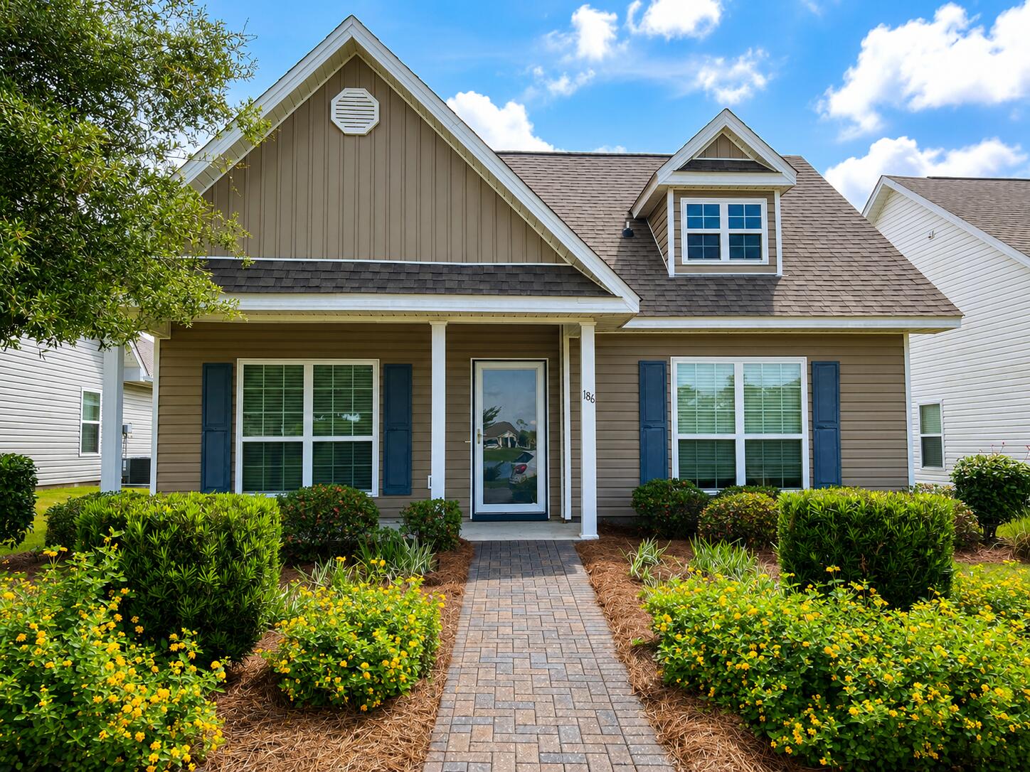 HAMMOCK BAY - Residential Lease