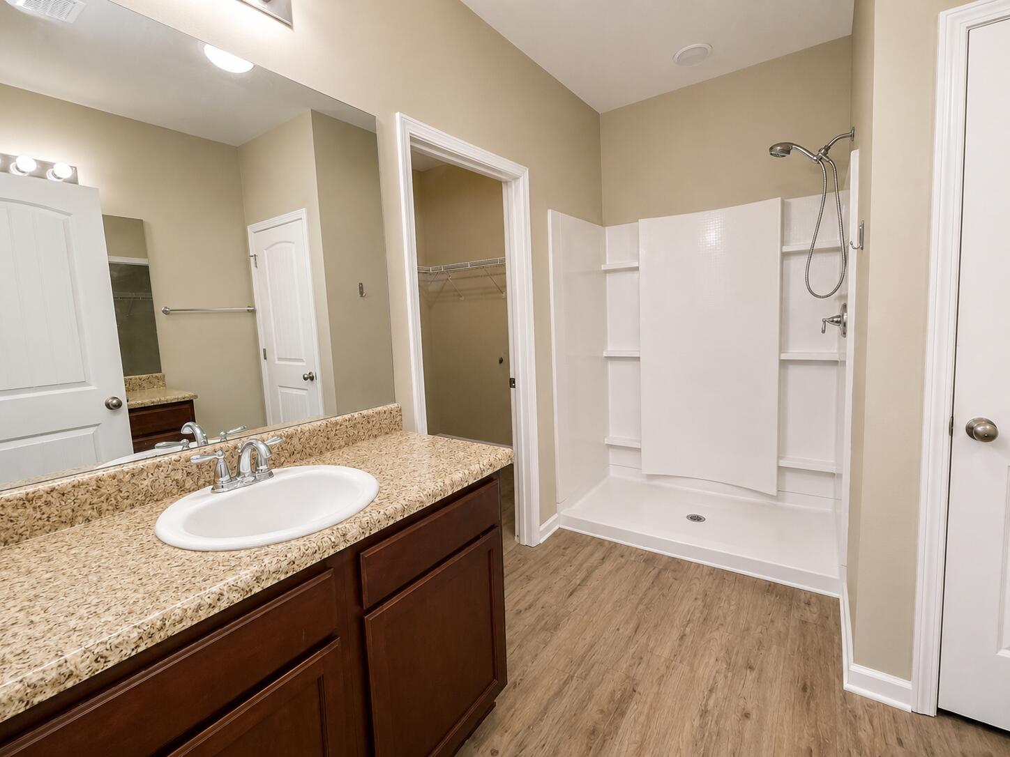 HAMMOCK BAY - Residential Lease