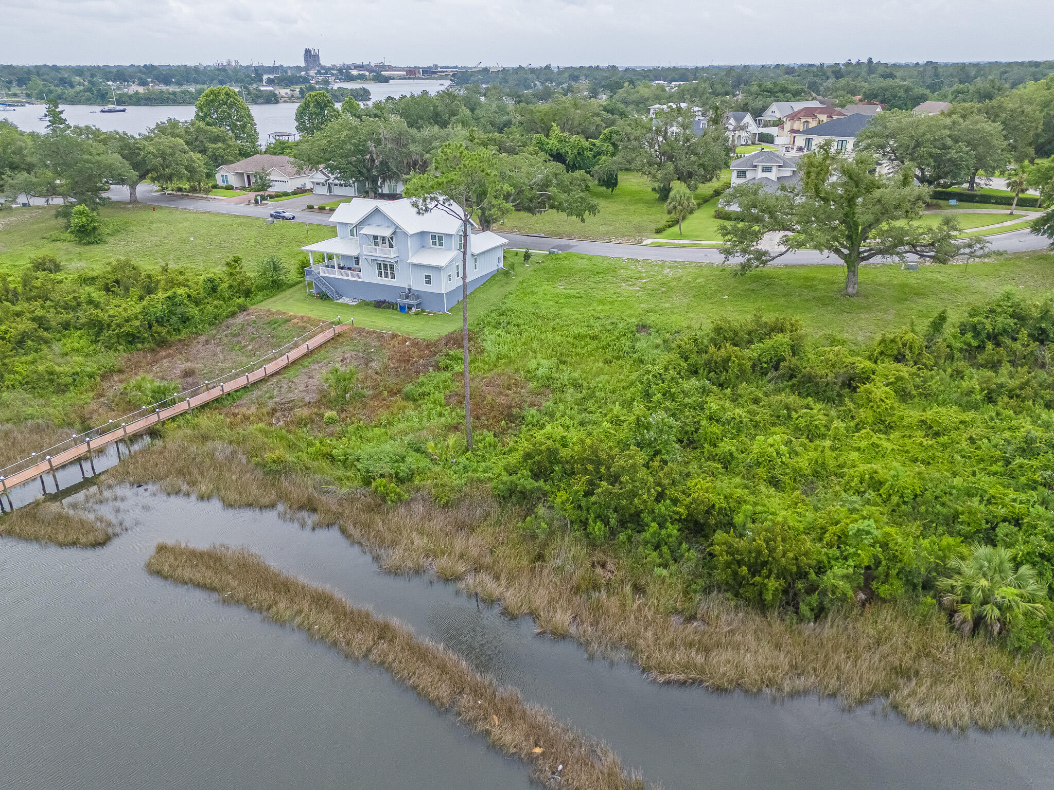 Cove Pointe - Land