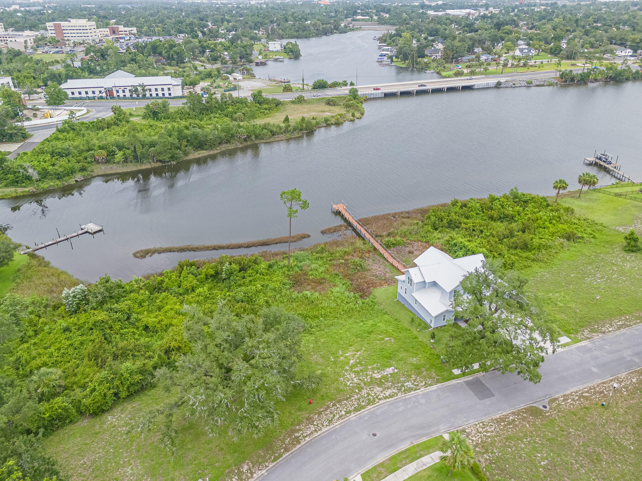 Cove Pointe - Land