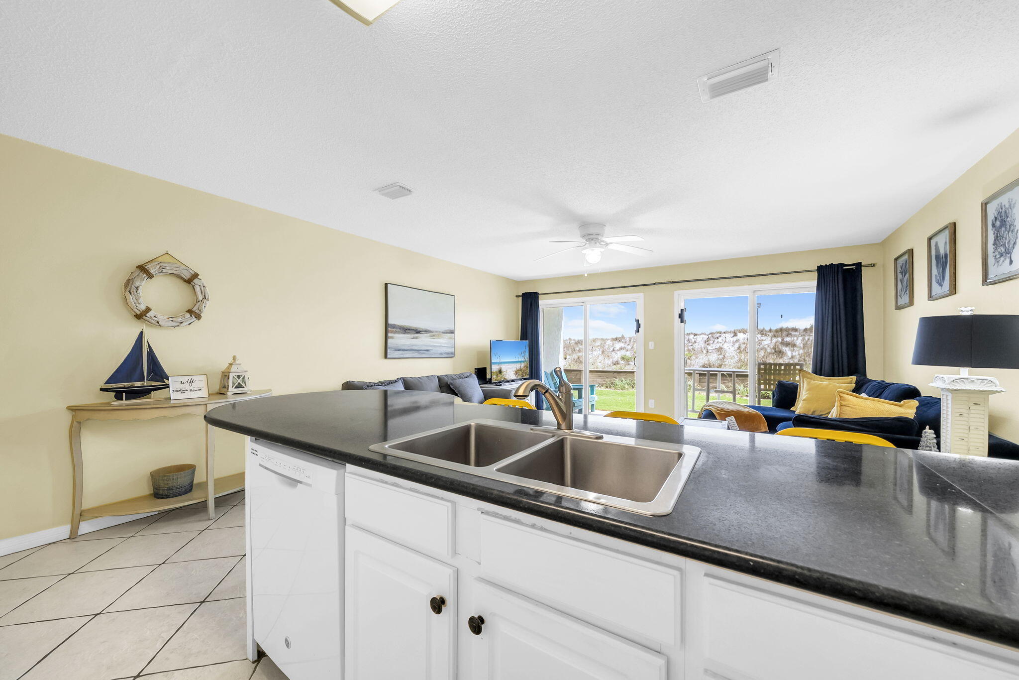 ISLAND SANDS CONDO - Residential