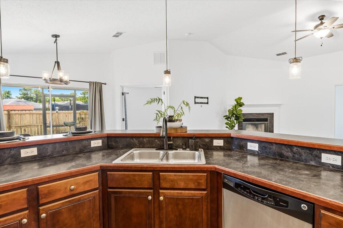 PROMISE CREEK - Residential