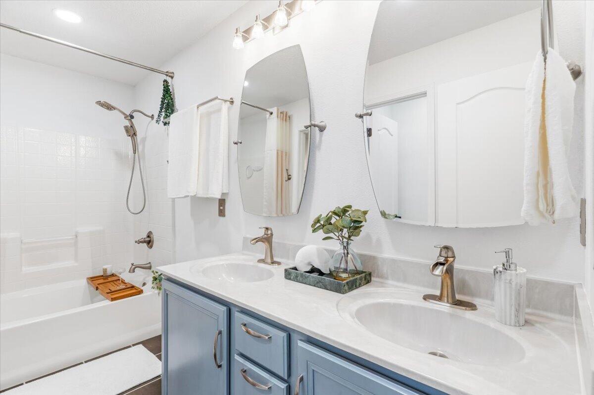 PROMISE CREEK - Residential
