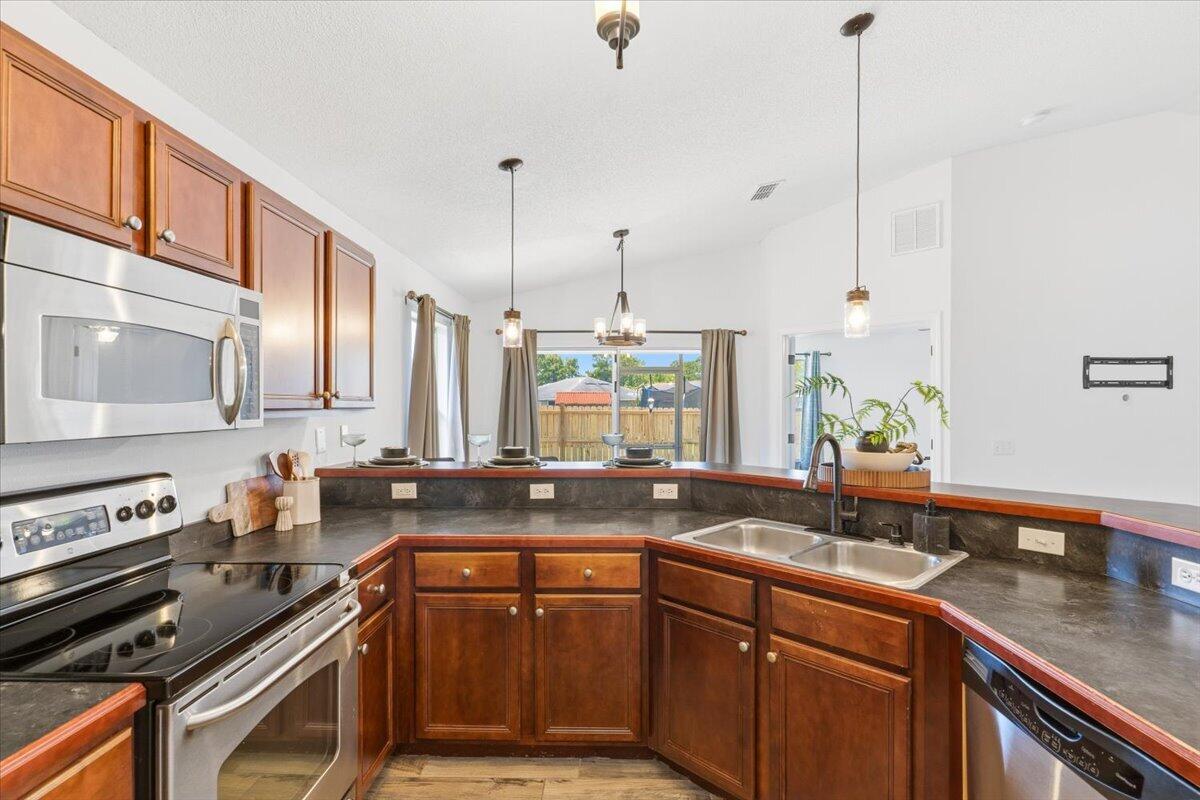 PROMISE CREEK - Residential