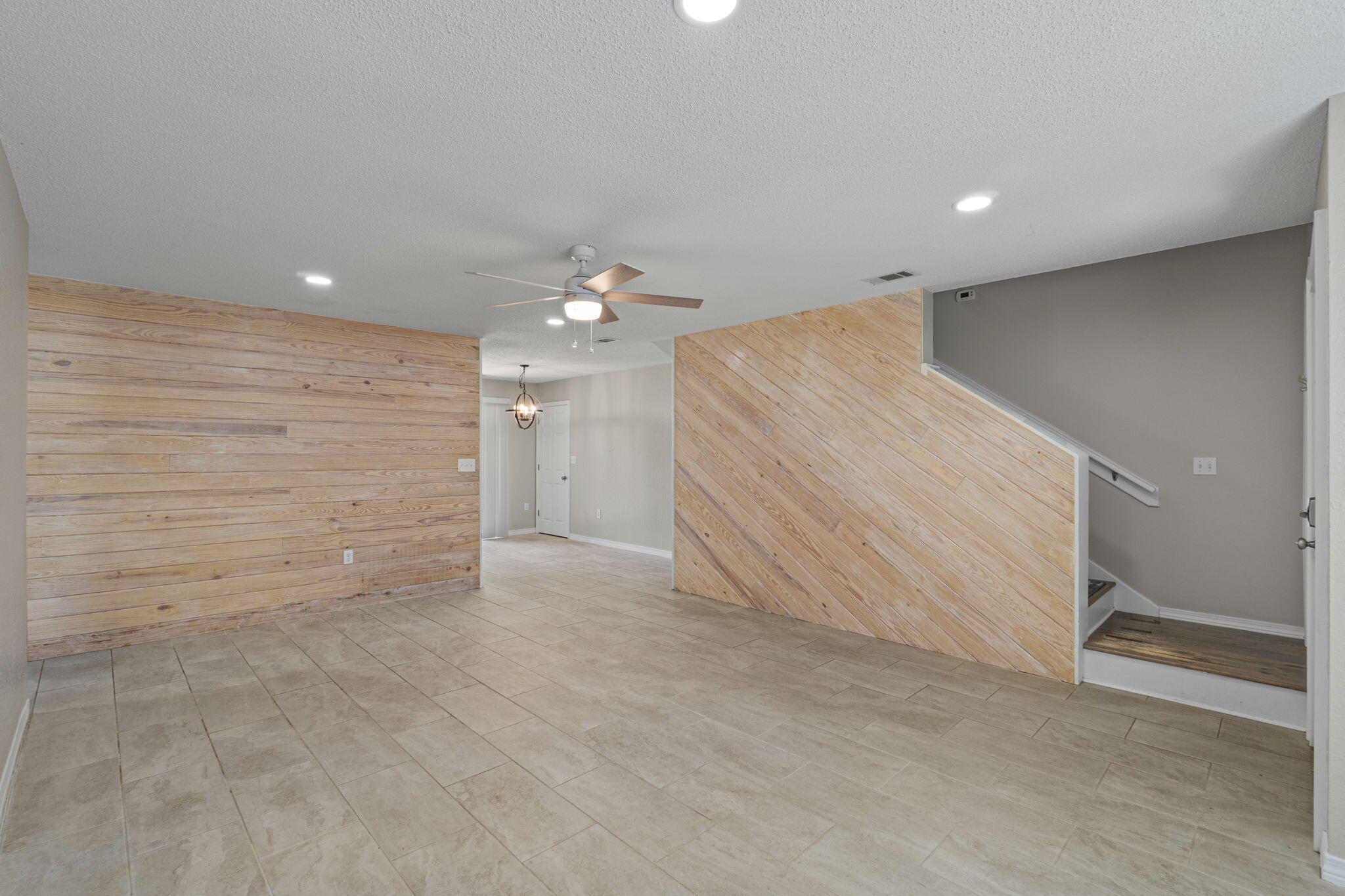 SHOAL TERRACE ESTATES - Residential