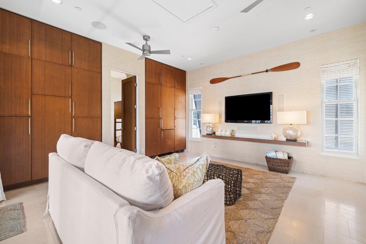 ALYS BEACH - Residential