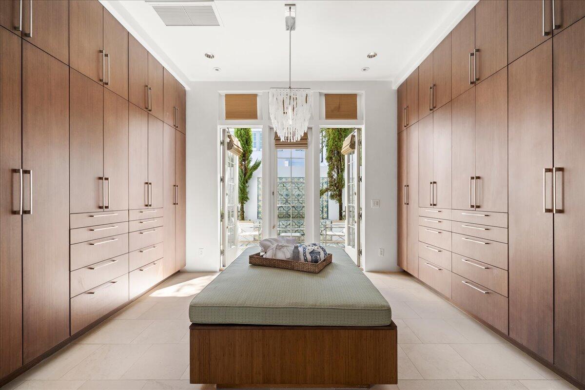 ALYS BEACH - Residential