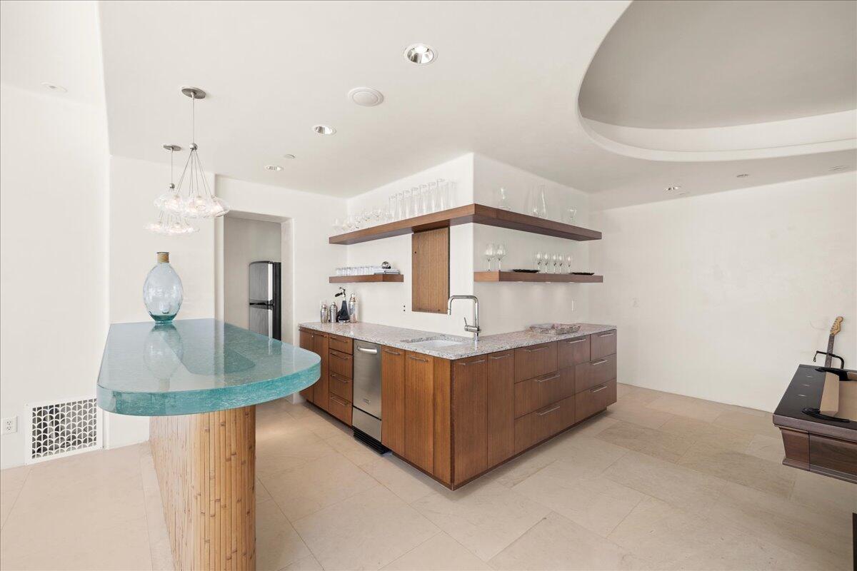 ALYS BEACH - Residential
