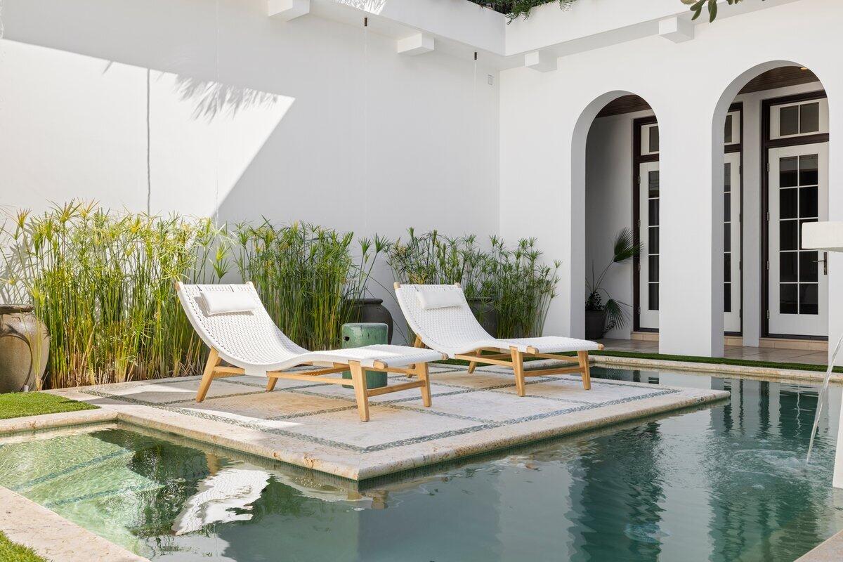 ALYS BEACH - Residential