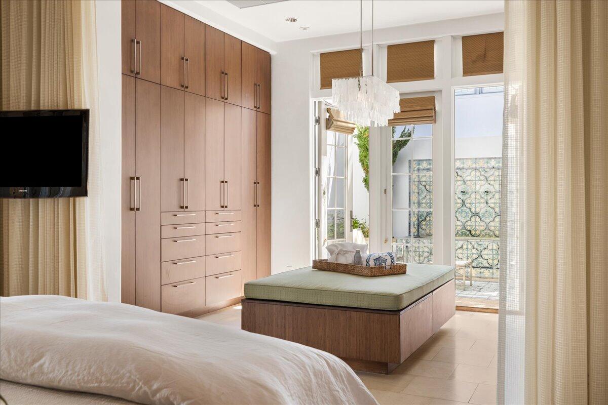 ALYS BEACH - Residential