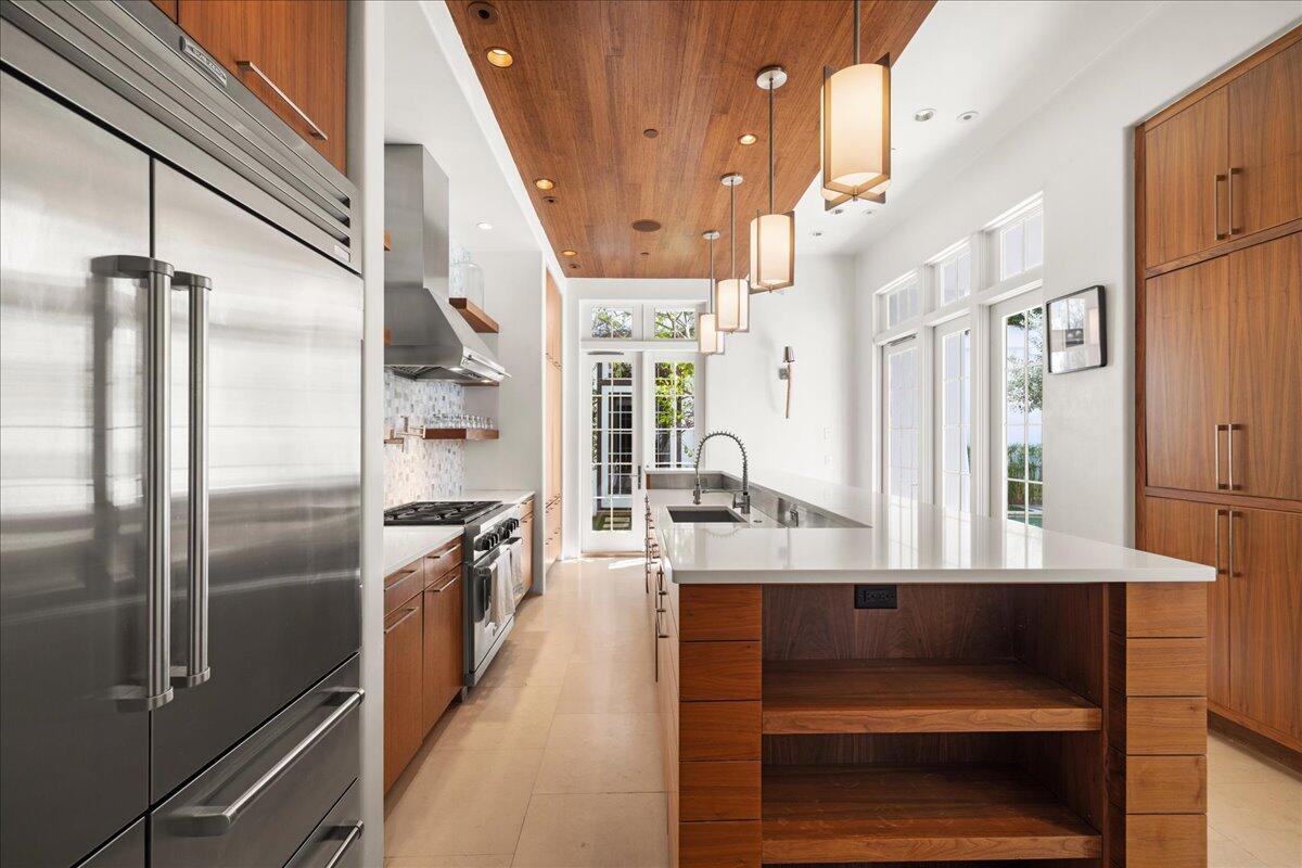 ALYS BEACH - Residential
