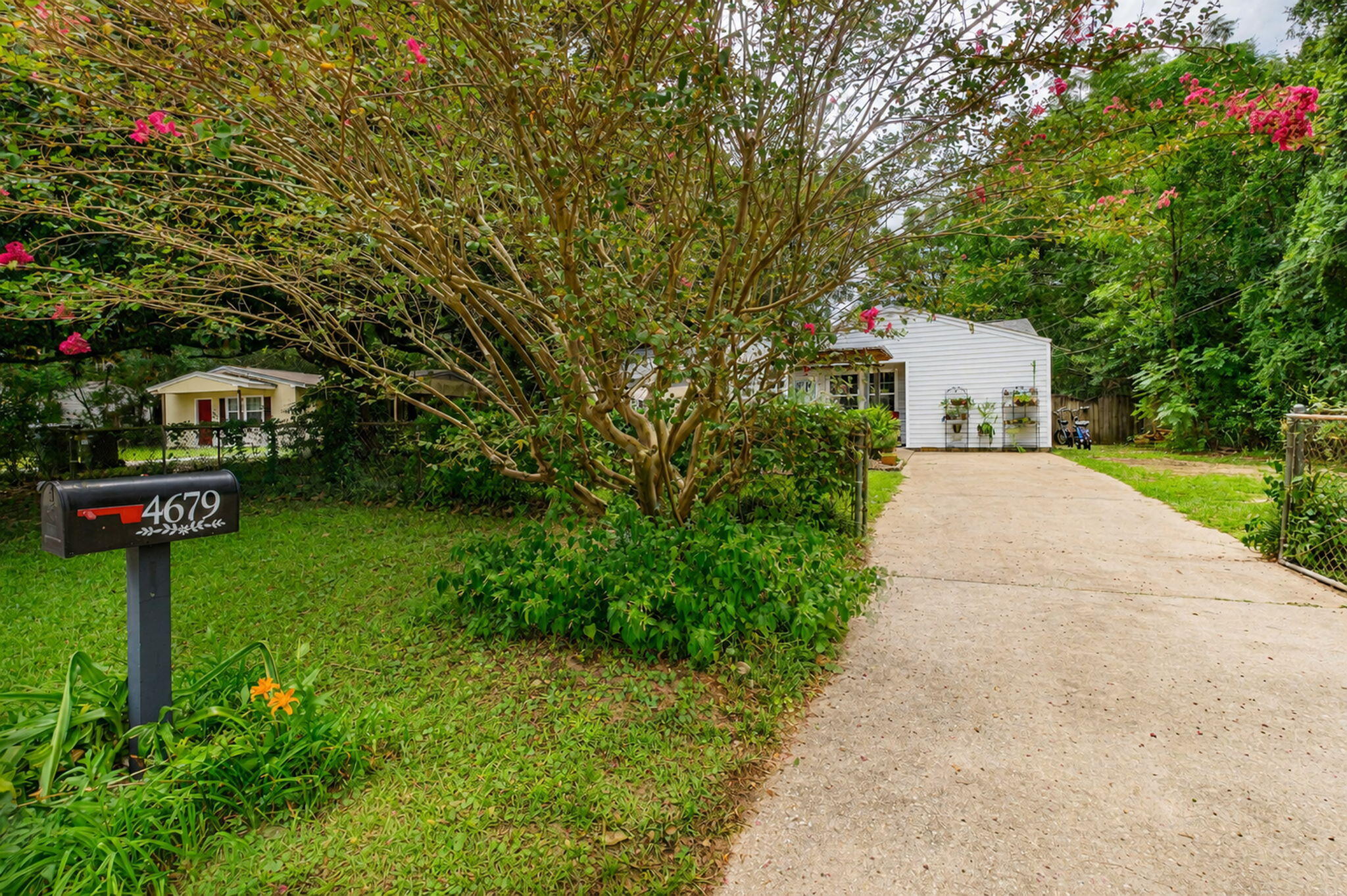 AVONDALE - Residential
