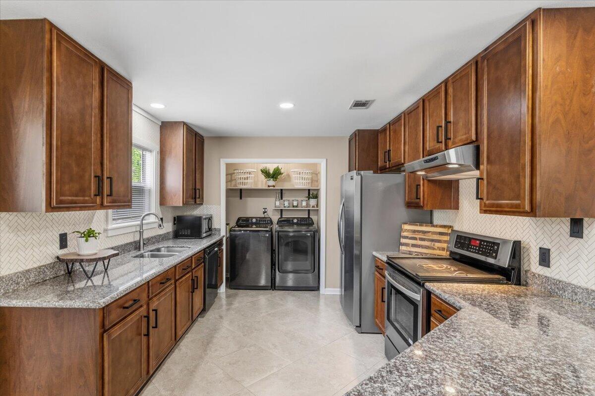 WYNNEHAVEN BEACH
ESTATES 1ST ADDN - Residential