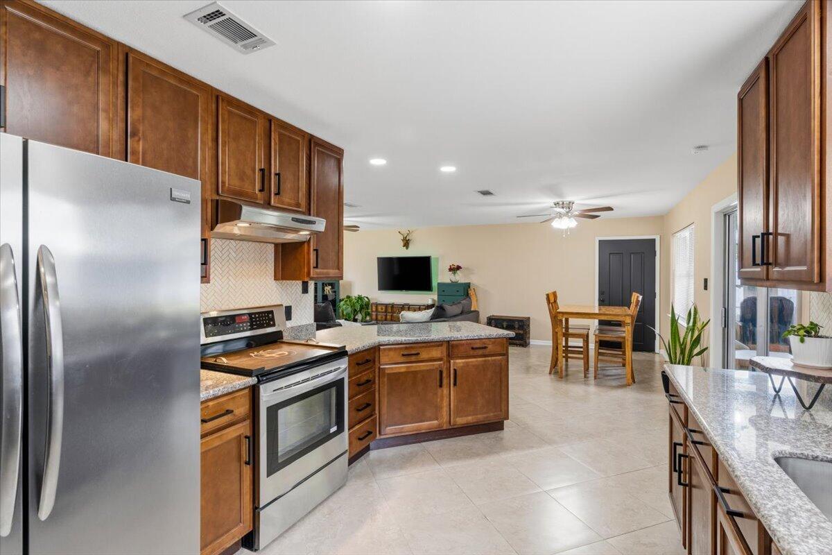 WYNNEHAVEN BEACH
ESTATES 1ST ADDN - Residential