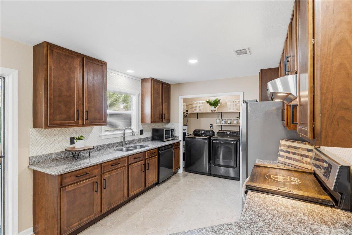 WYNNEHAVEN BEACH
ESTATES 1ST ADDN - Residential