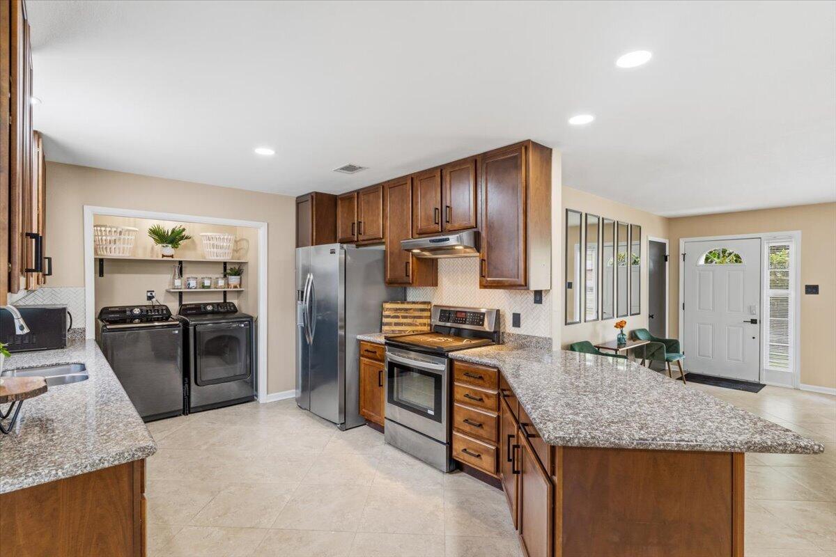 WYNNEHAVEN BEACH
ESTATES 1ST ADDN - Residential
