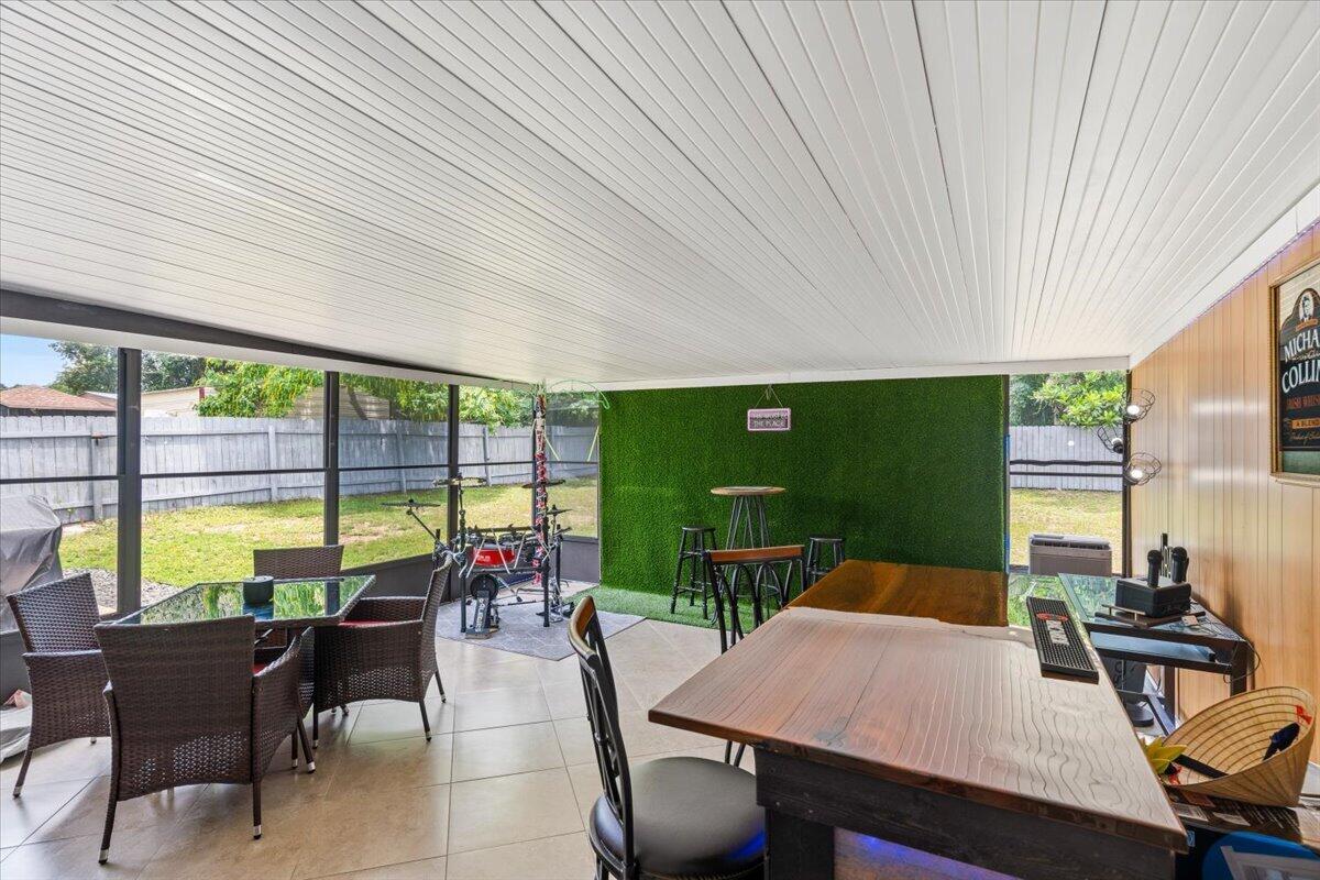 WYNNEHAVEN BEACH
ESTATES 1ST ADDN - Residential