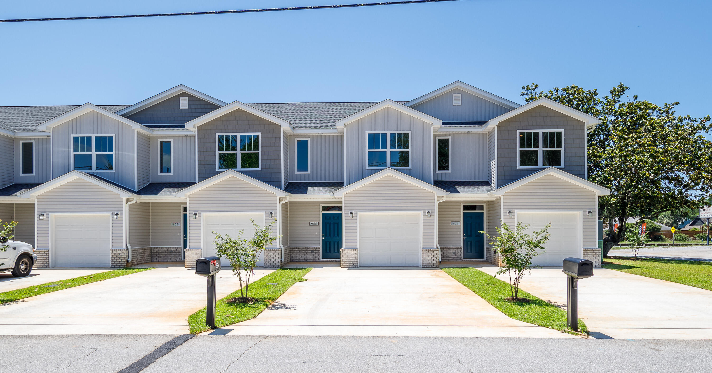Skylark Townhomes - Residential