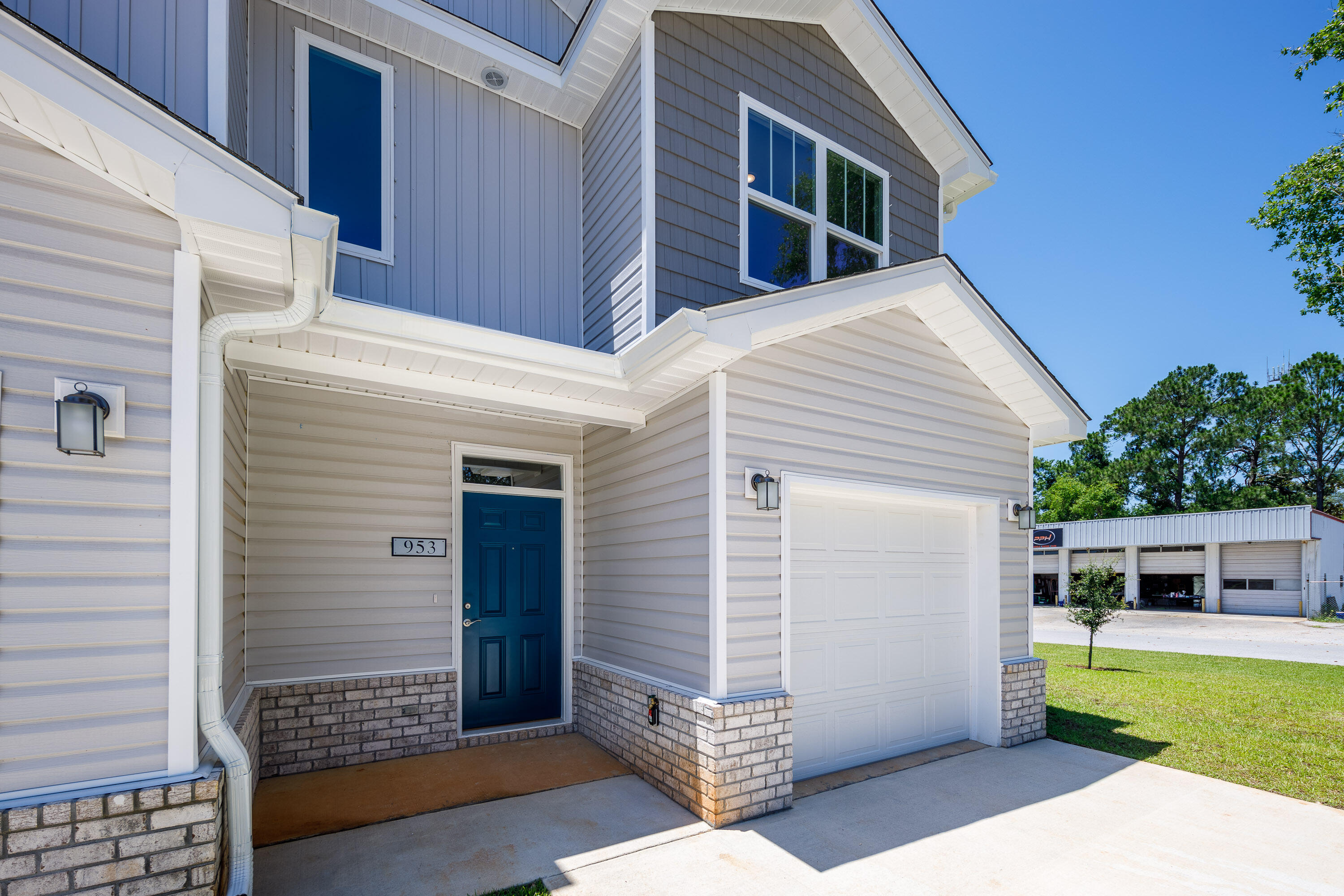 Skylark Townhomes - Residential