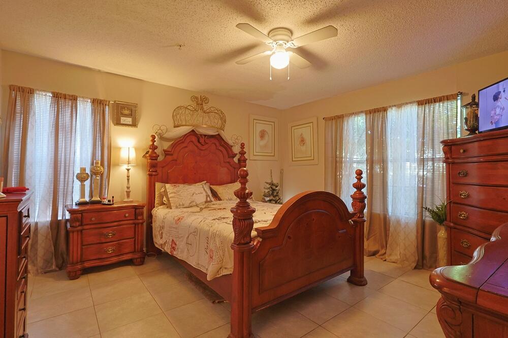 INDIAN LAKE - Residential