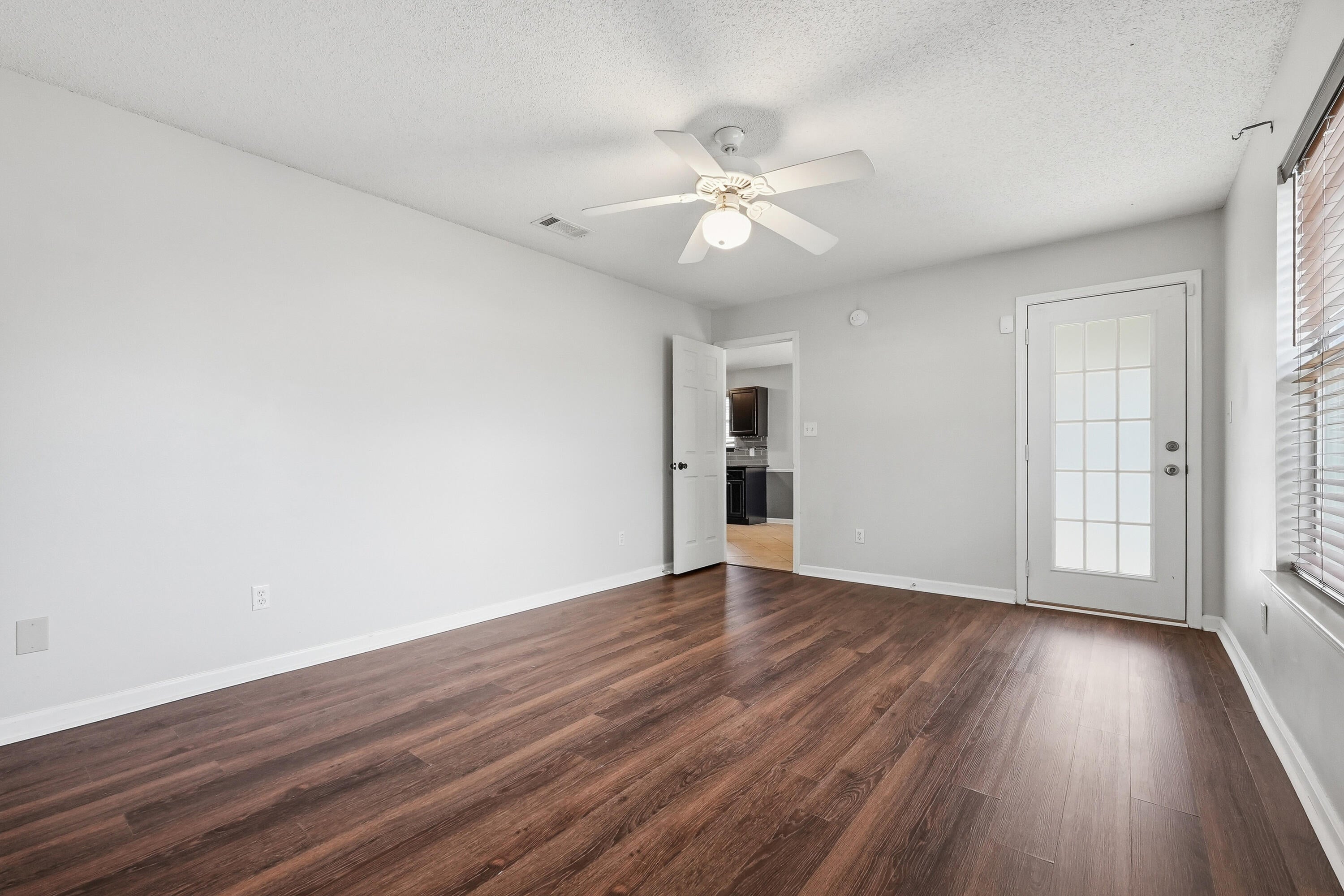 CEDAR HEIGHTS S/D - Residential Lease