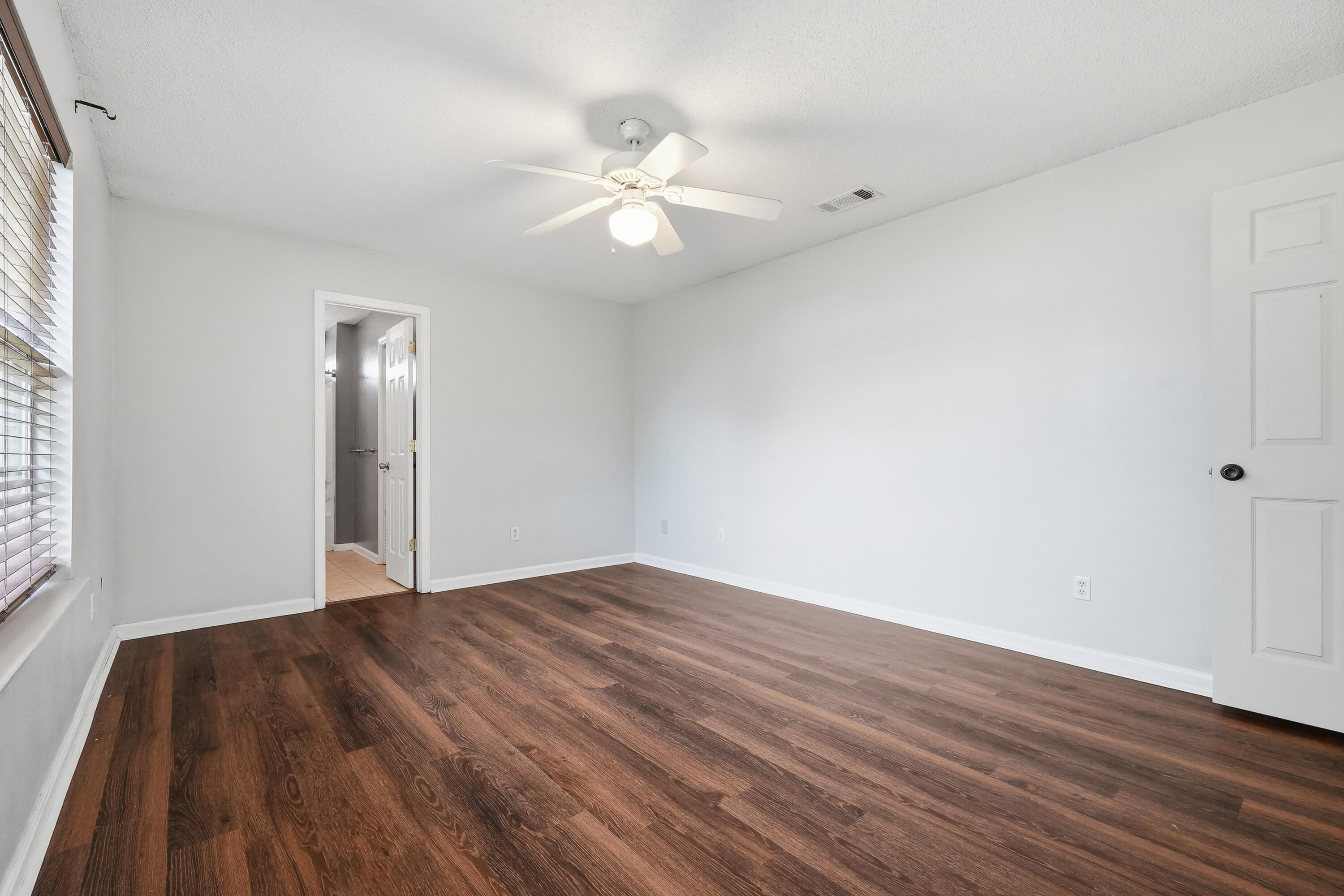 CEDAR HEIGHTS S/D - Residential Lease