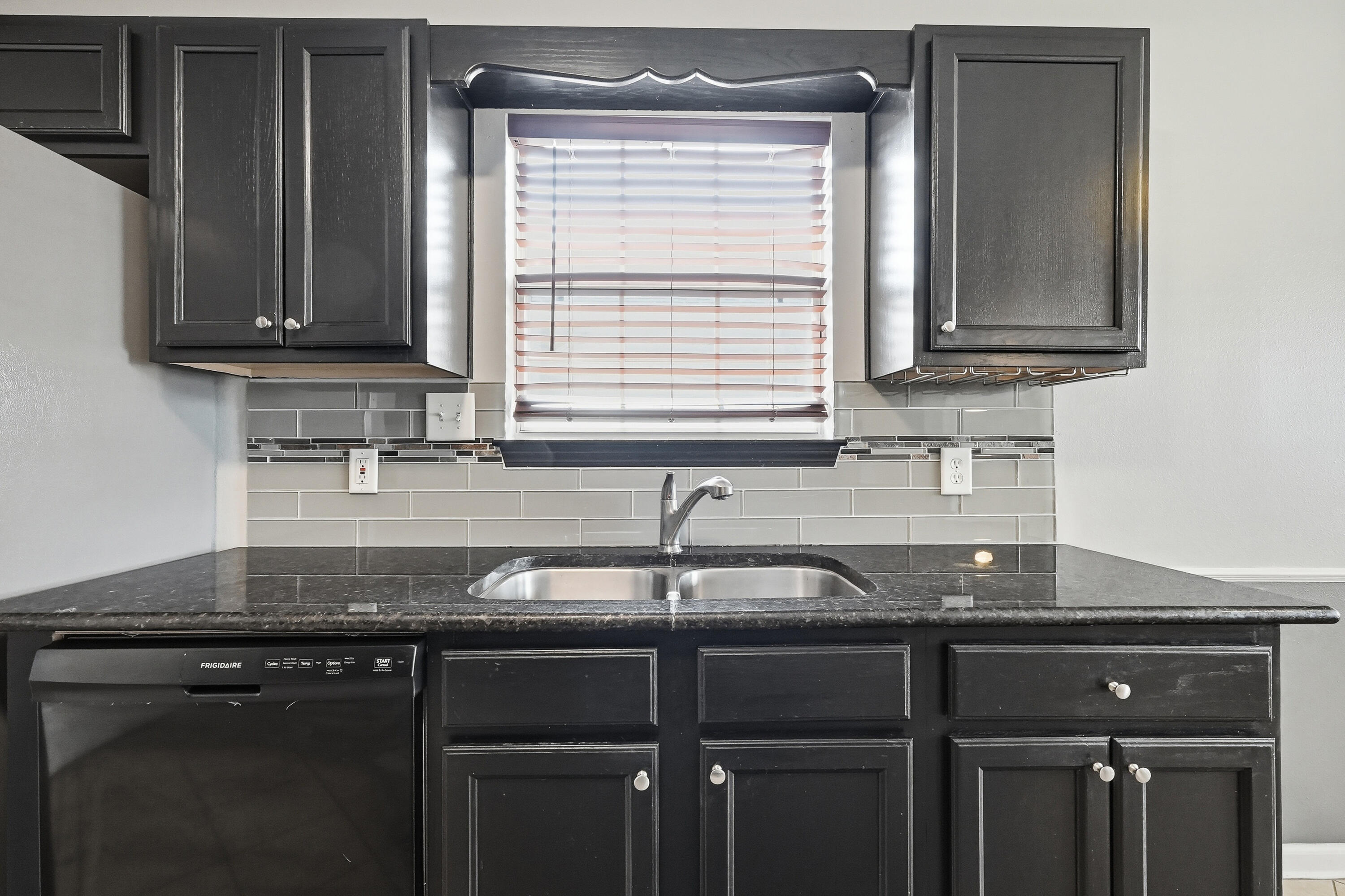 CEDAR HEIGHTS S/D - Residential Lease