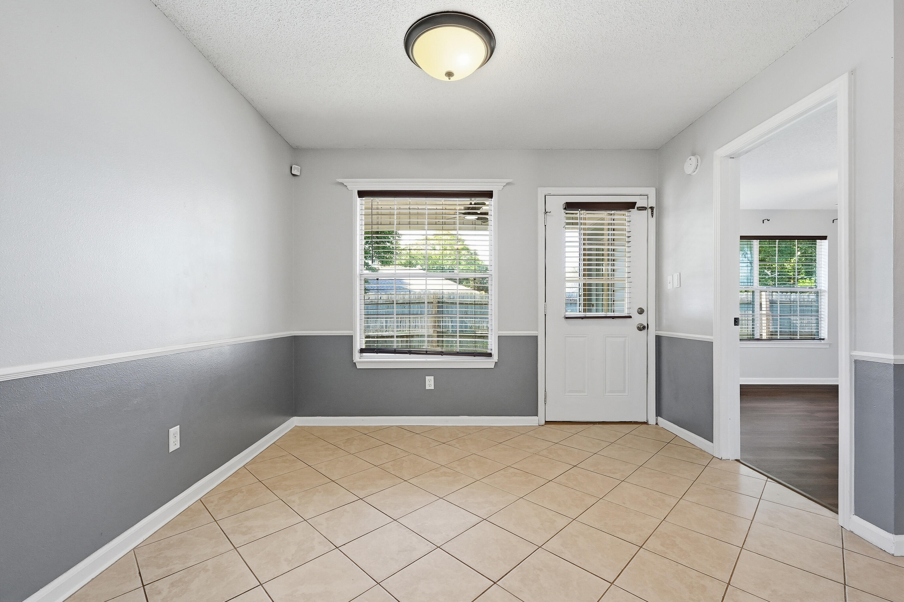 CEDAR HEIGHTS S/D - Residential Lease