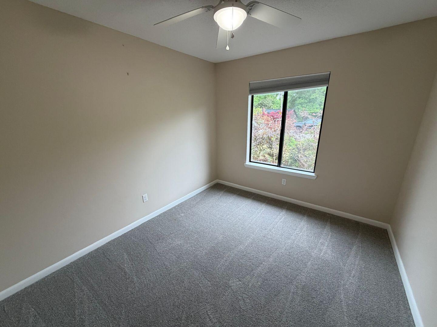 CREEKSIDE - Residential Lease