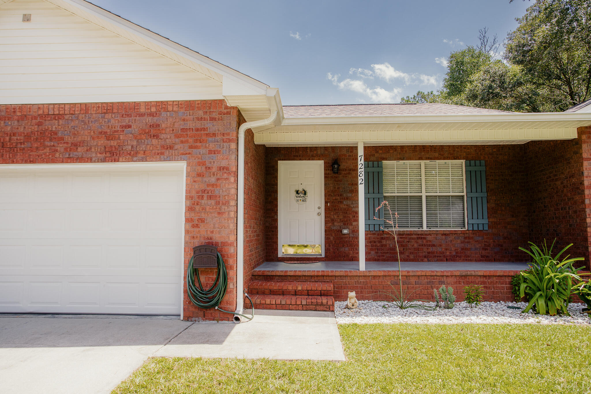 COUNTRY CLUB ESTATES - Residential