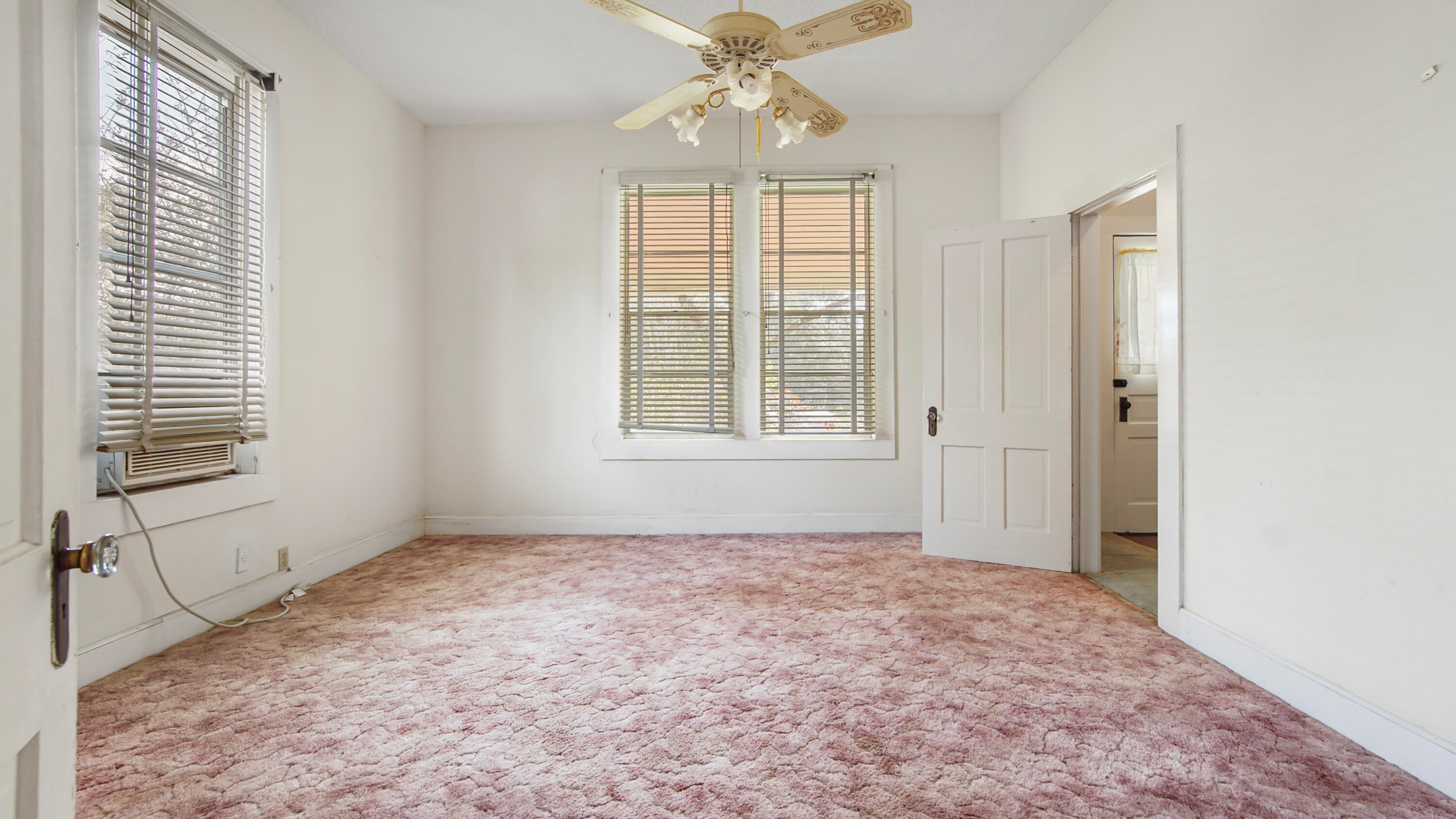TOWN OF DEFUNIAK SPRINGS - Residential