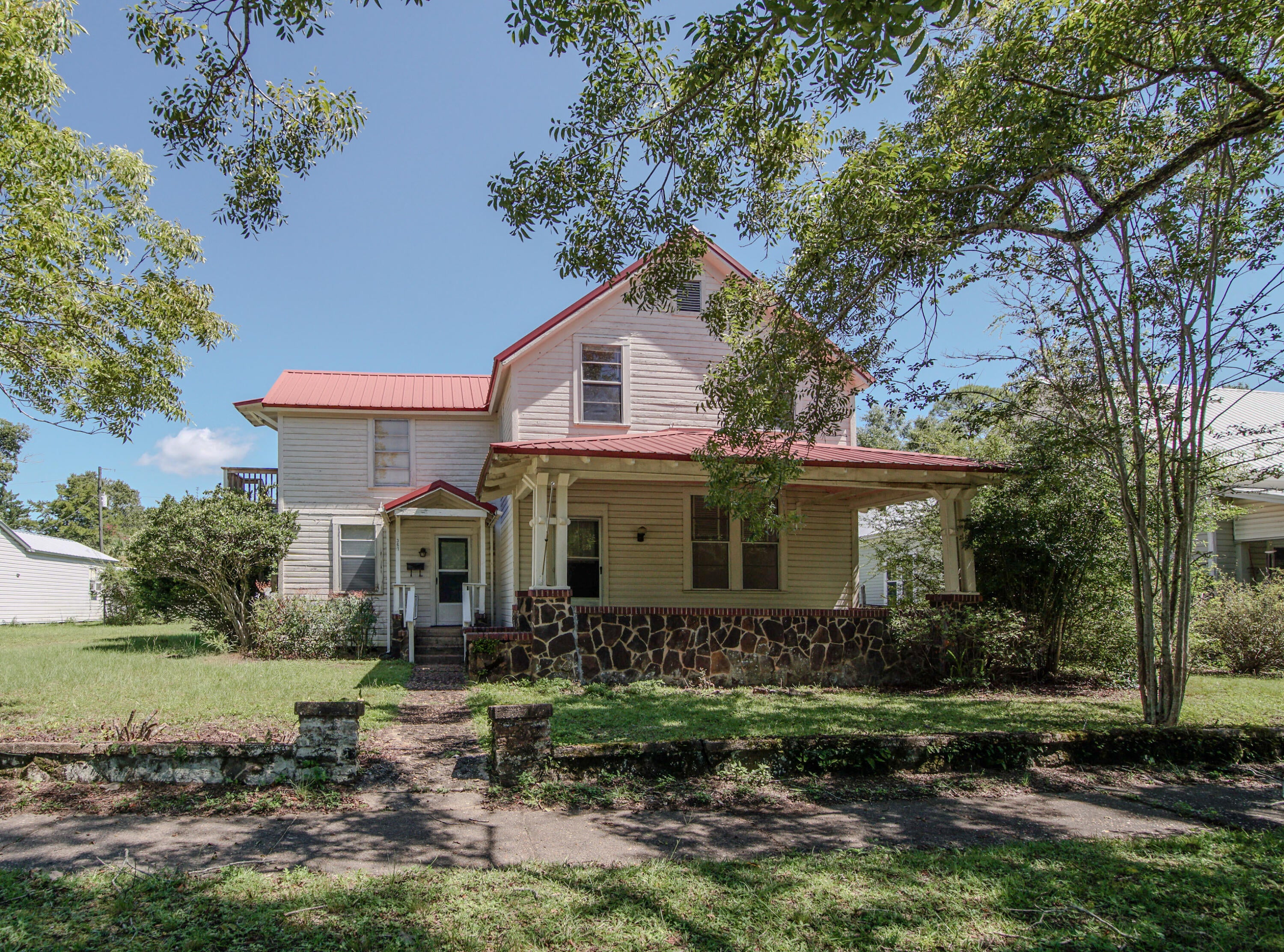 TOWN OF DEFUNIAK SPRINGS - Residential