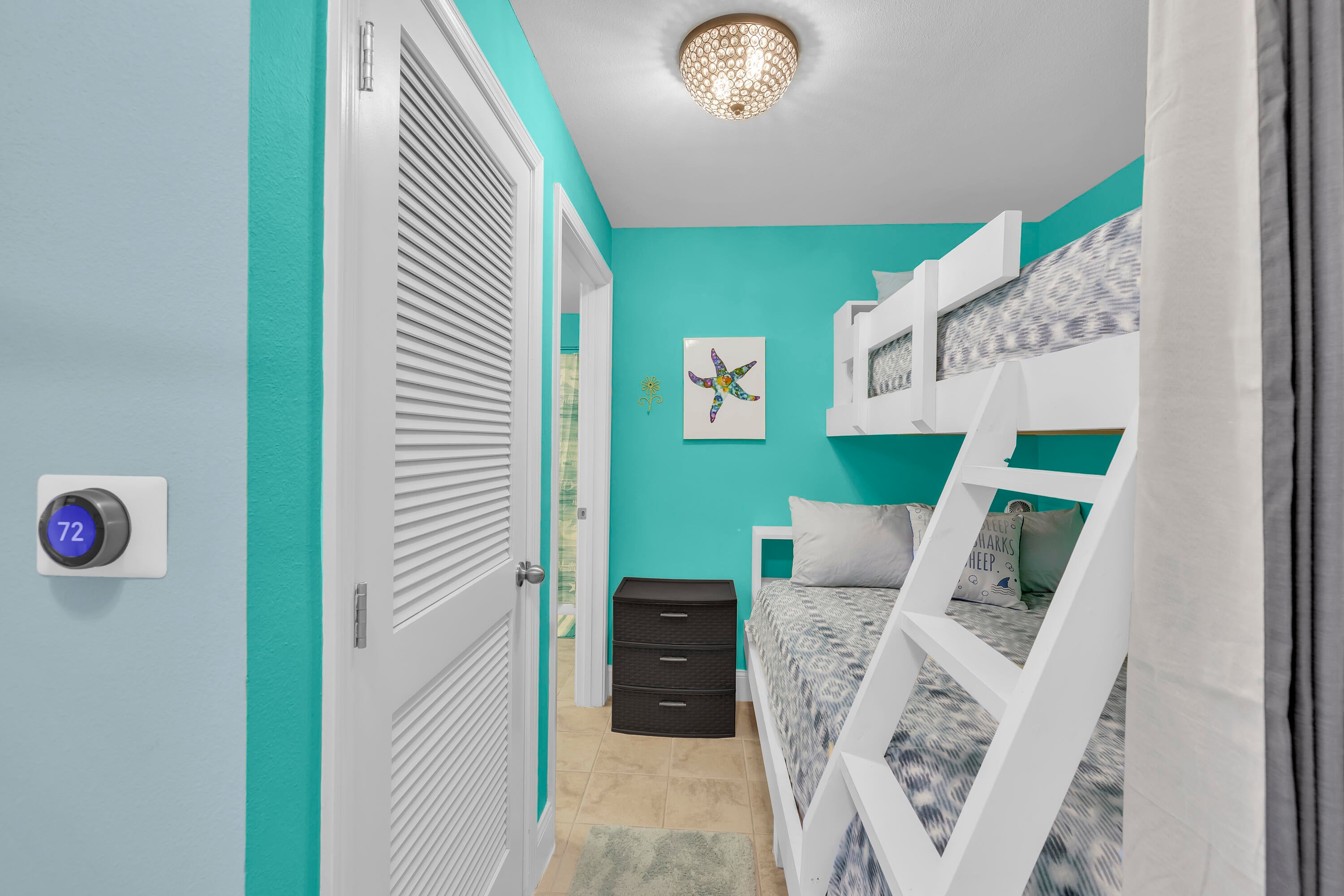 LAKETOWN WHARF - Residential
