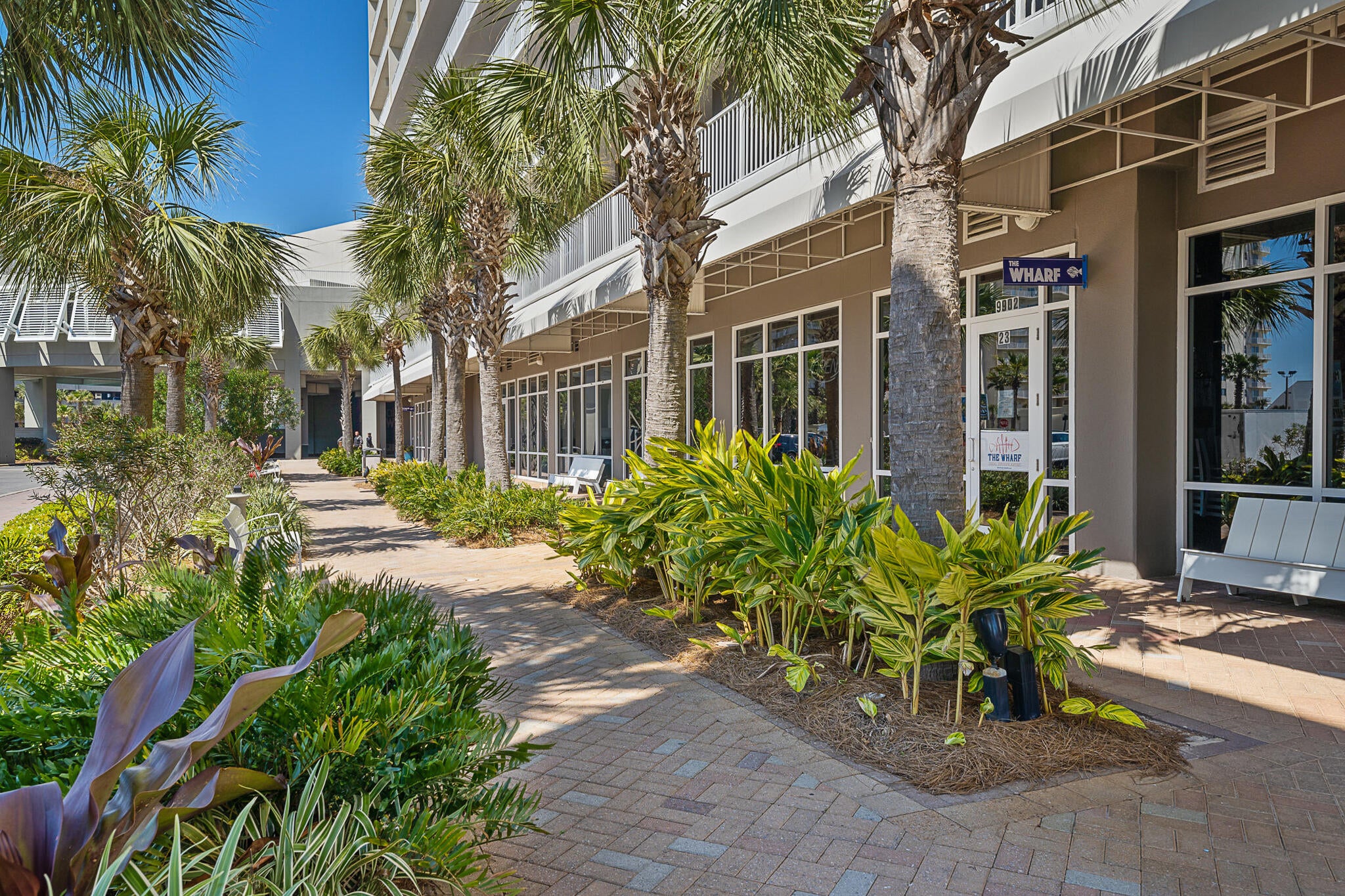 LAKETOWN WHARF - Residential