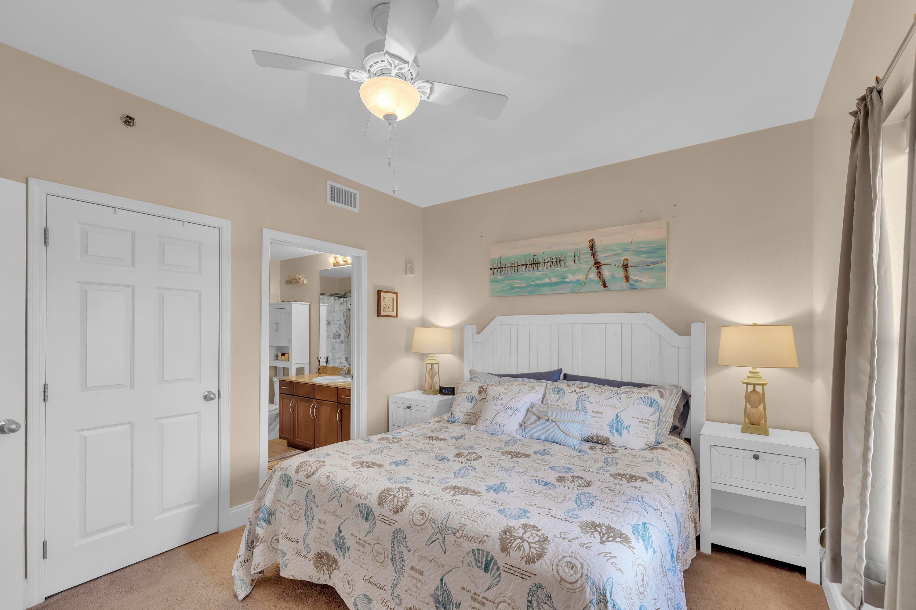 LAKETOWN WHARF - Residential