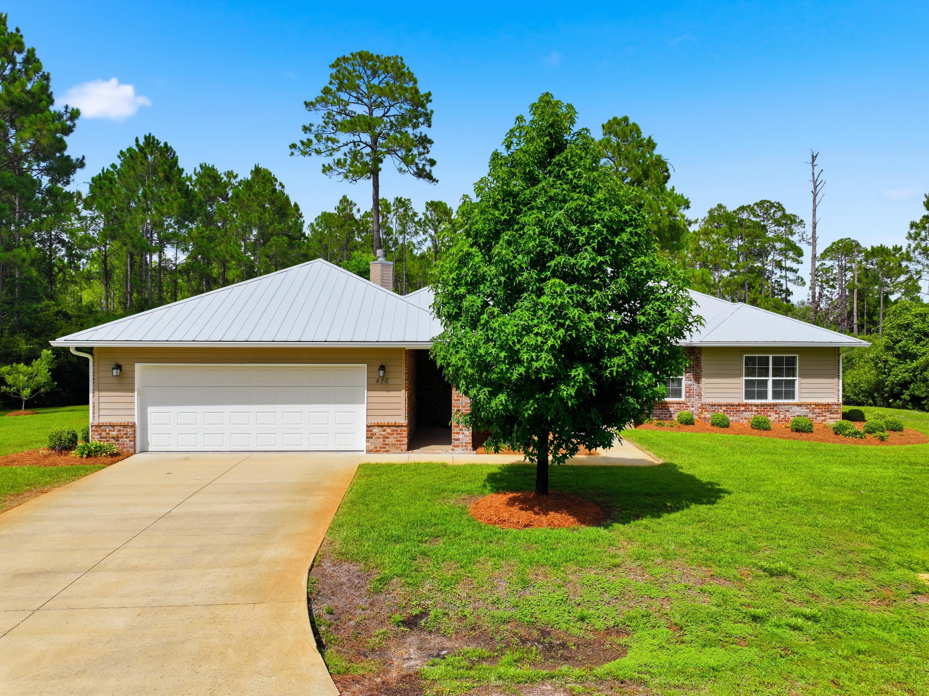 SECLUSION BAY - Residential