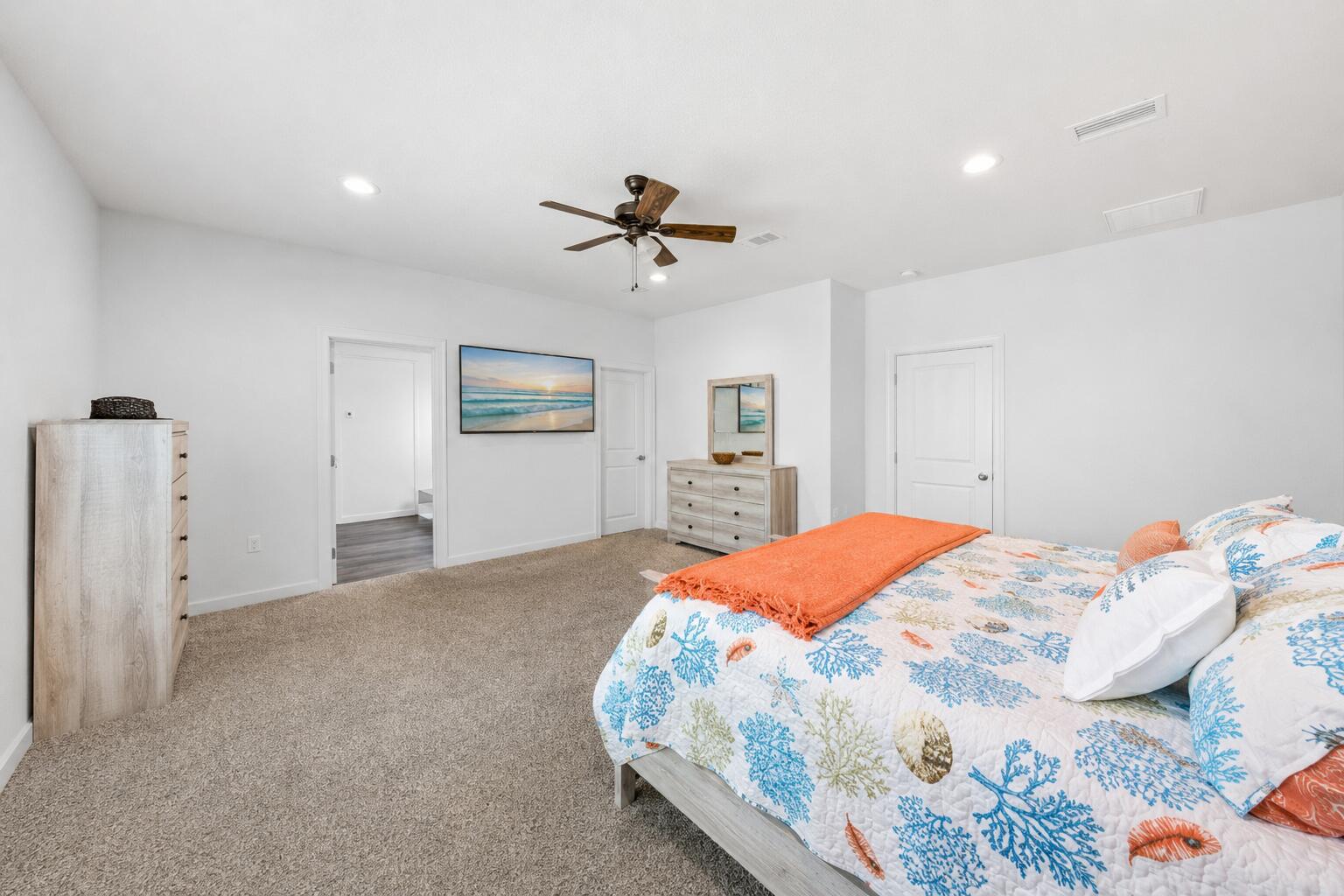 SECLUSION BAY - Residential