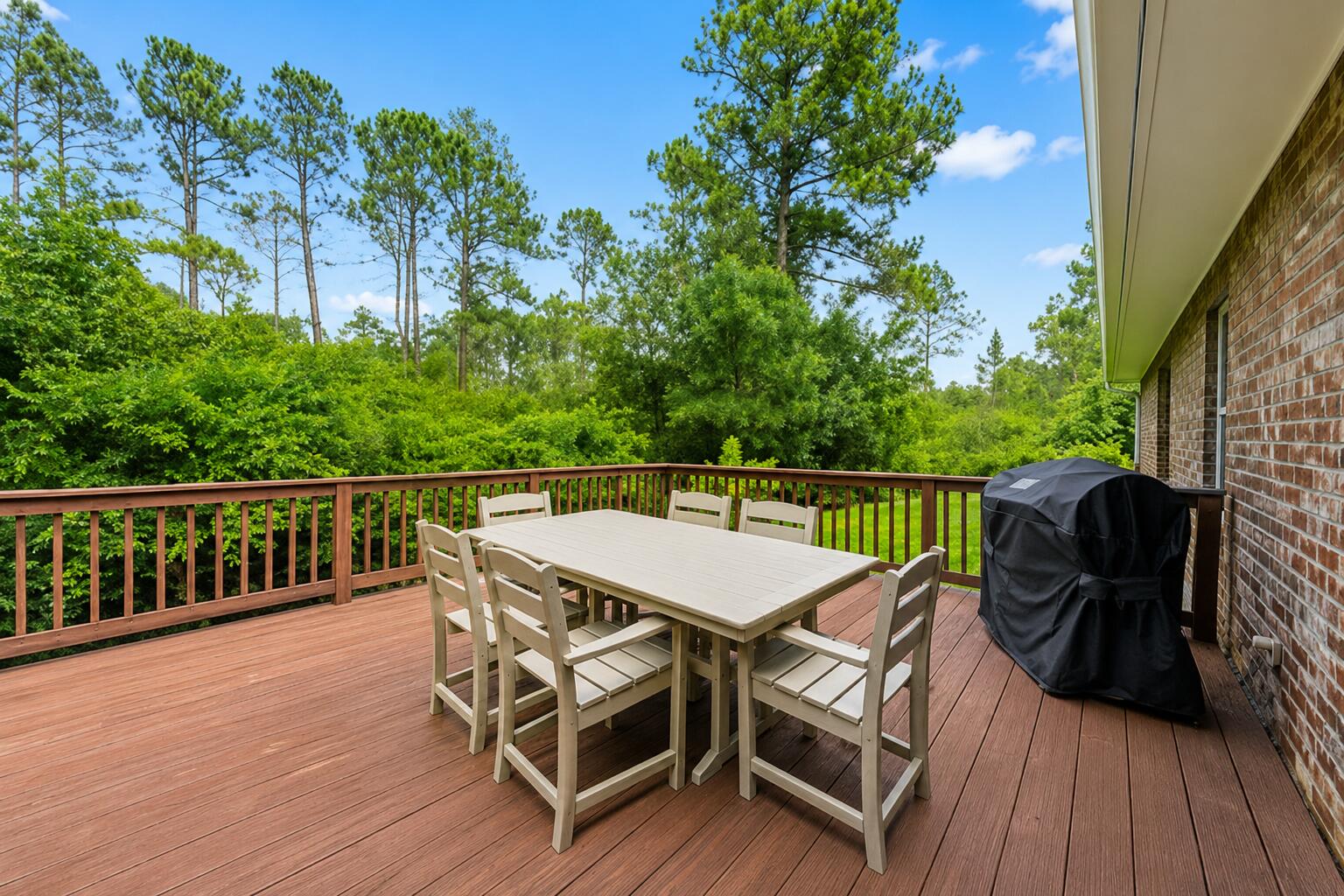 SECLUSION BAY - Residential