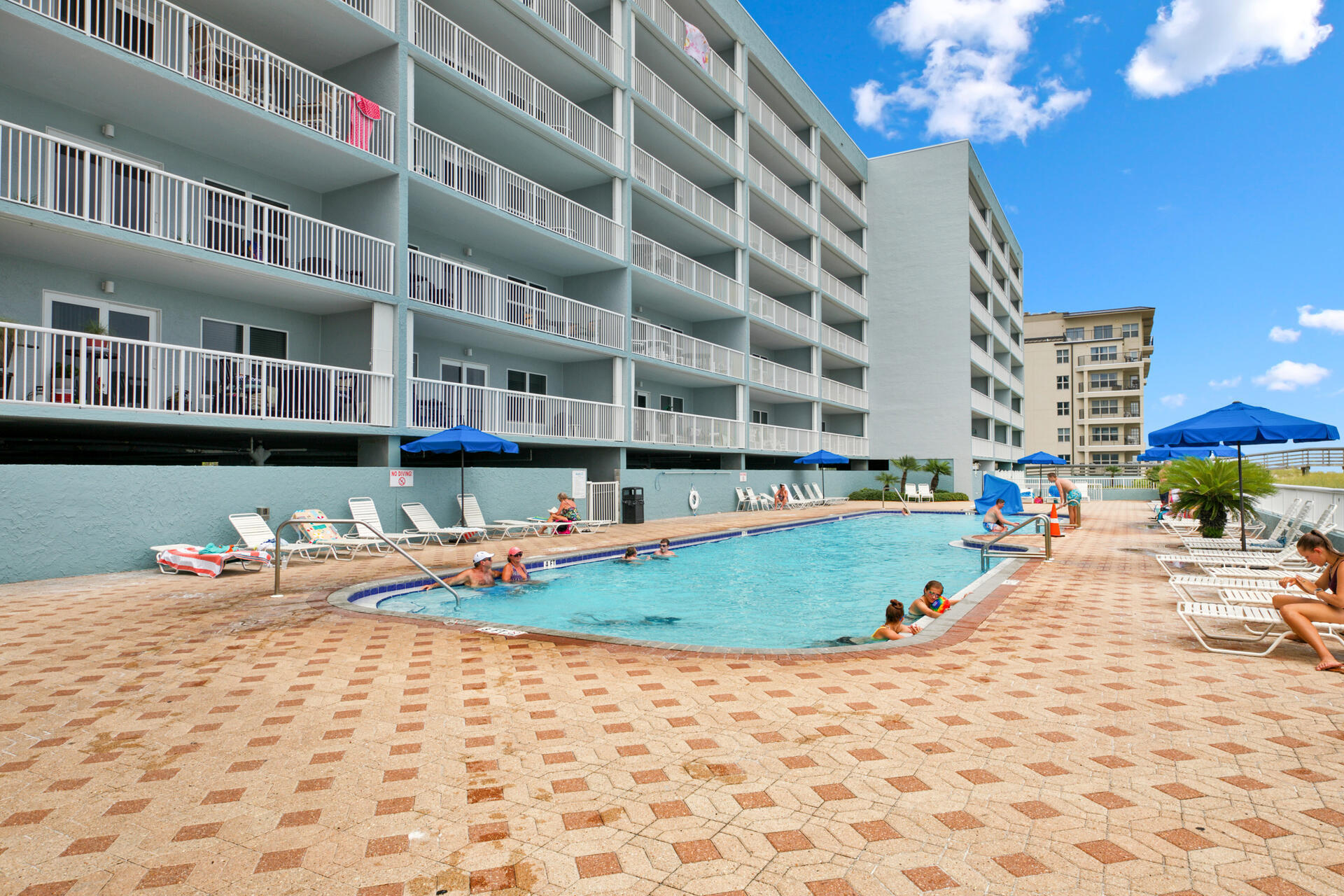Islander Beach Resort and Condo - Residential