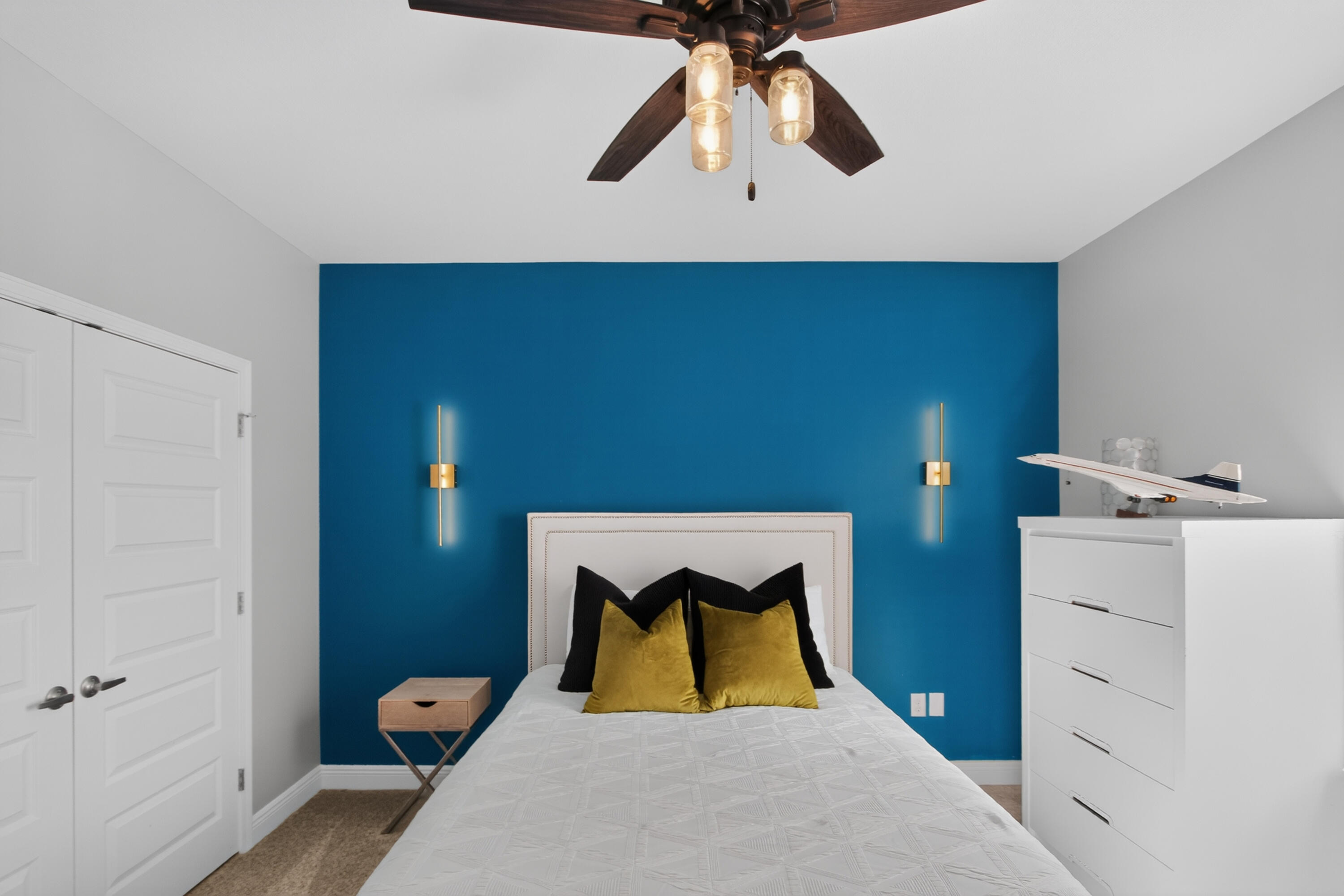 COLONY RIDGE PH II - Residential Lease