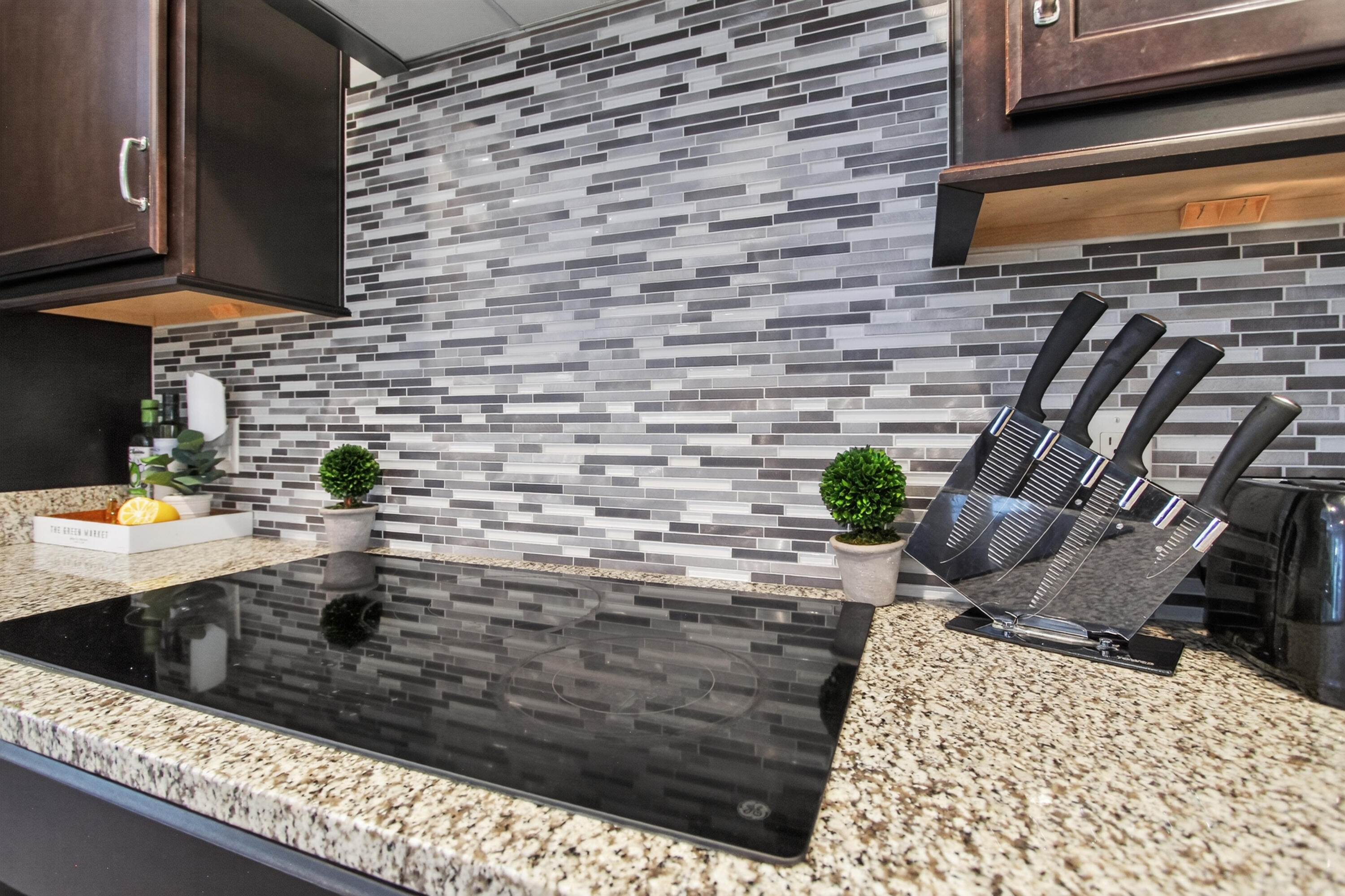 COLONY RIDGE PH II - Residential Lease