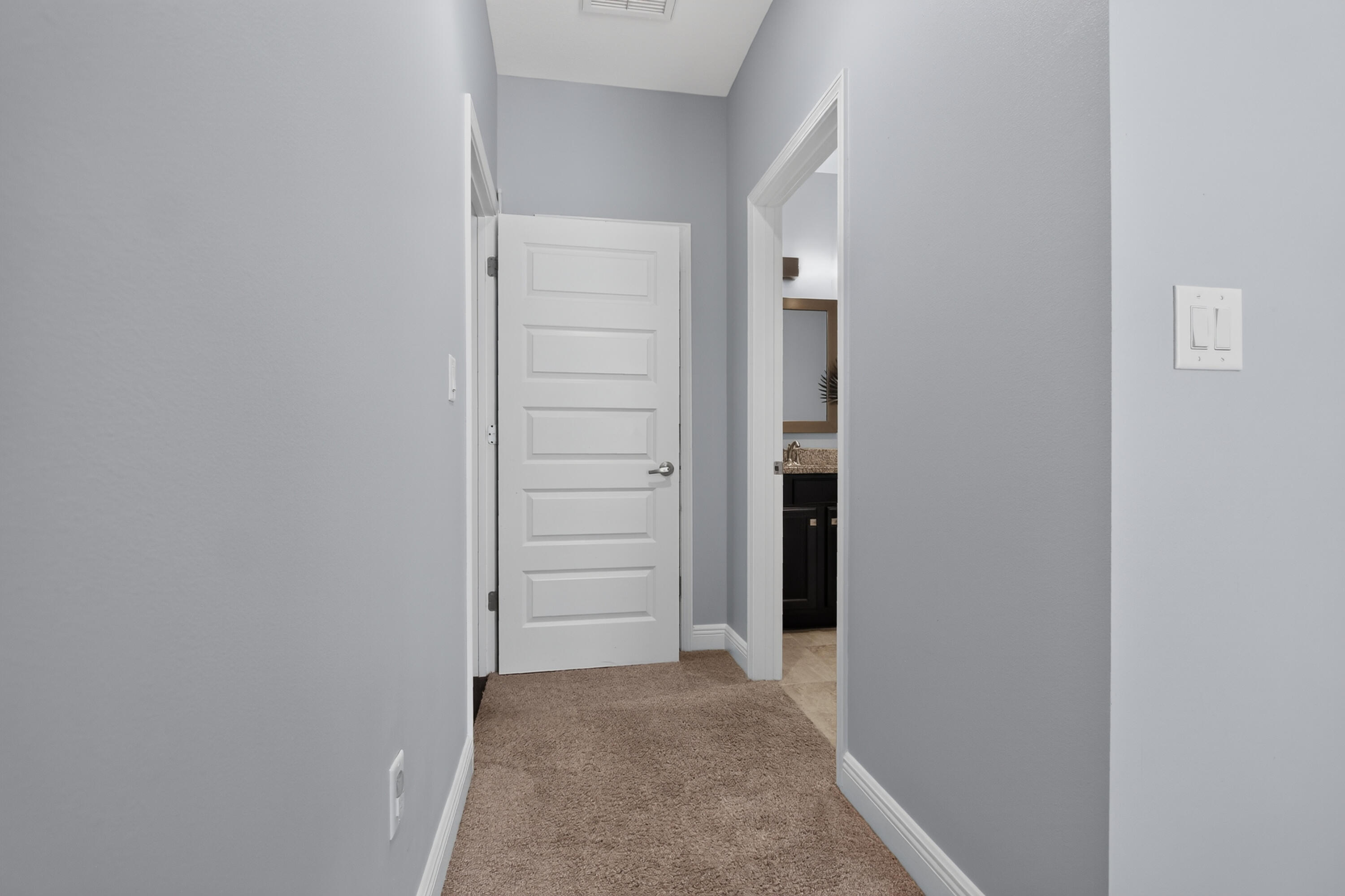 COLONY RIDGE PH II - Residential Lease
