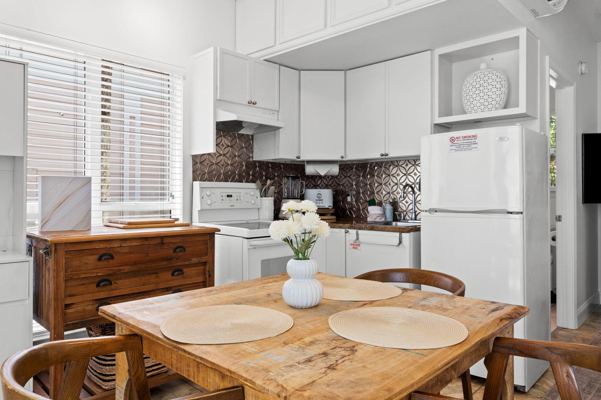 NANTUCKET COTTAGES - Residential