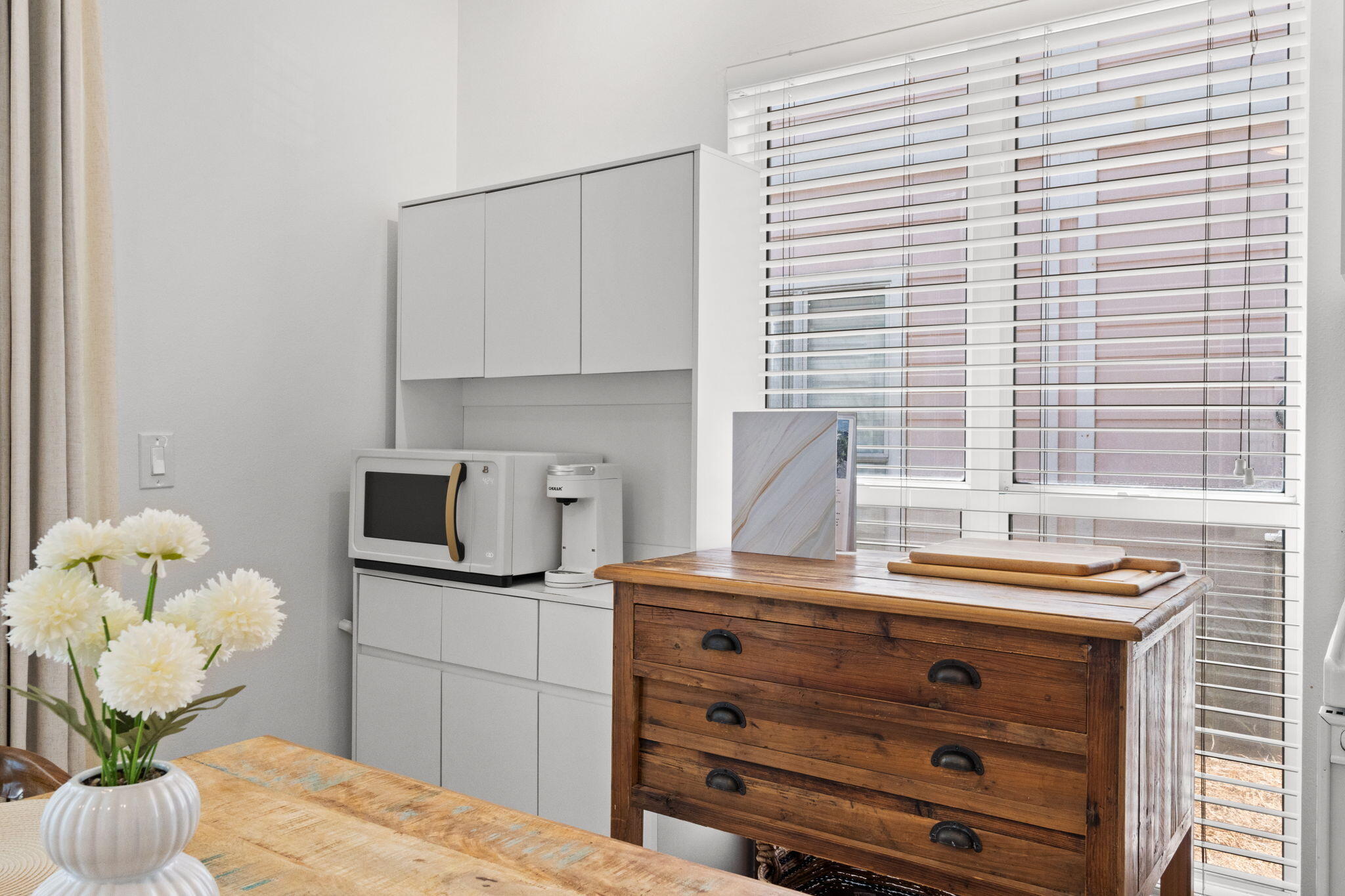 NANTUCKET COTTAGES - Residential