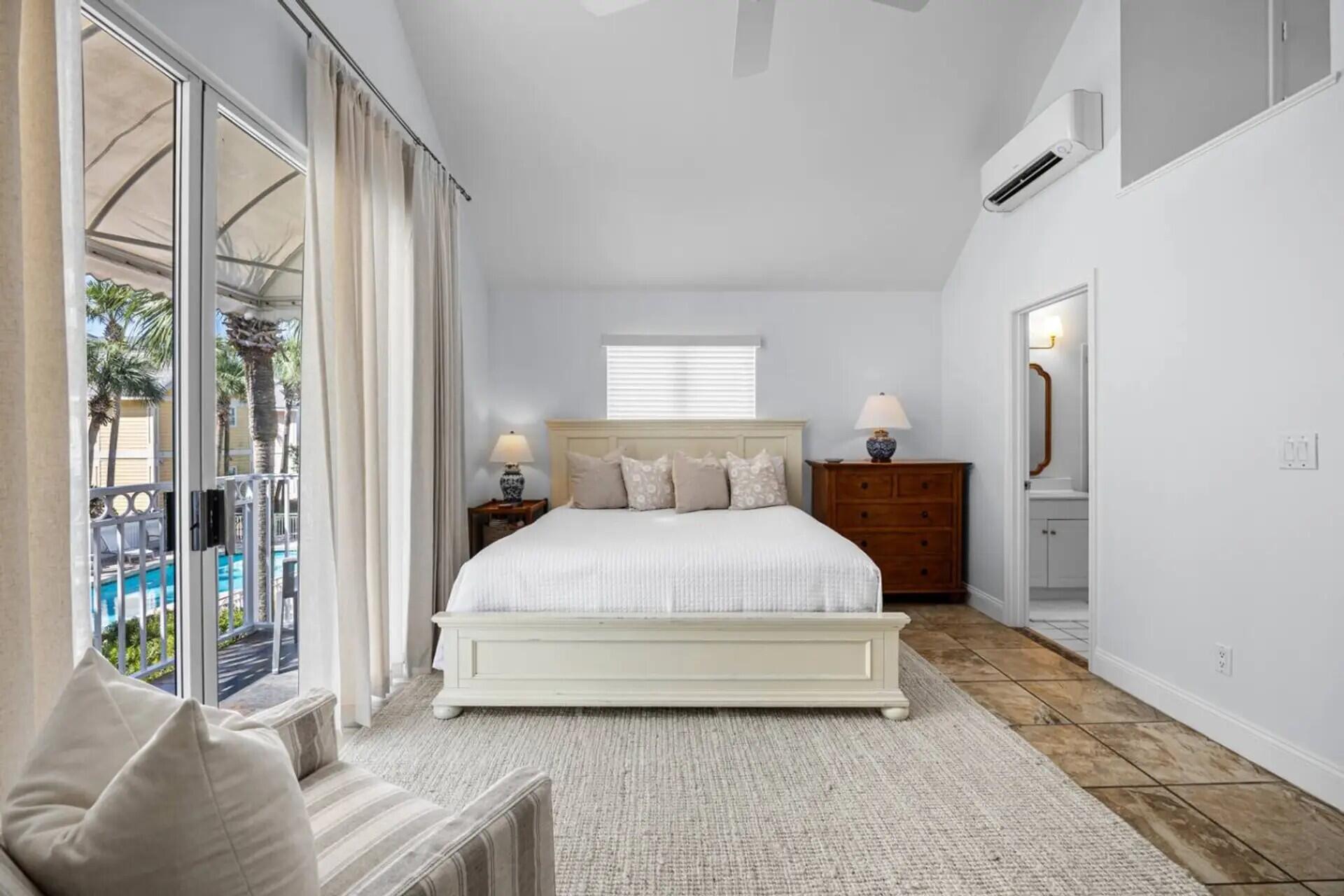 NANTUCKET COTTAGES - Residential