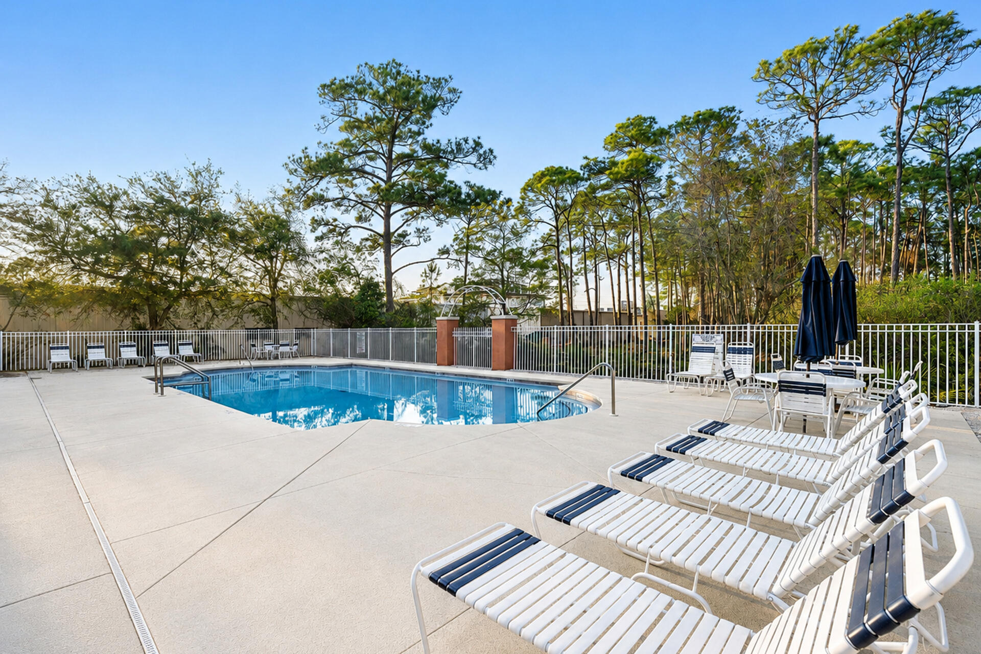 FRANGISTA BEACH 3RD ADDN - Residential