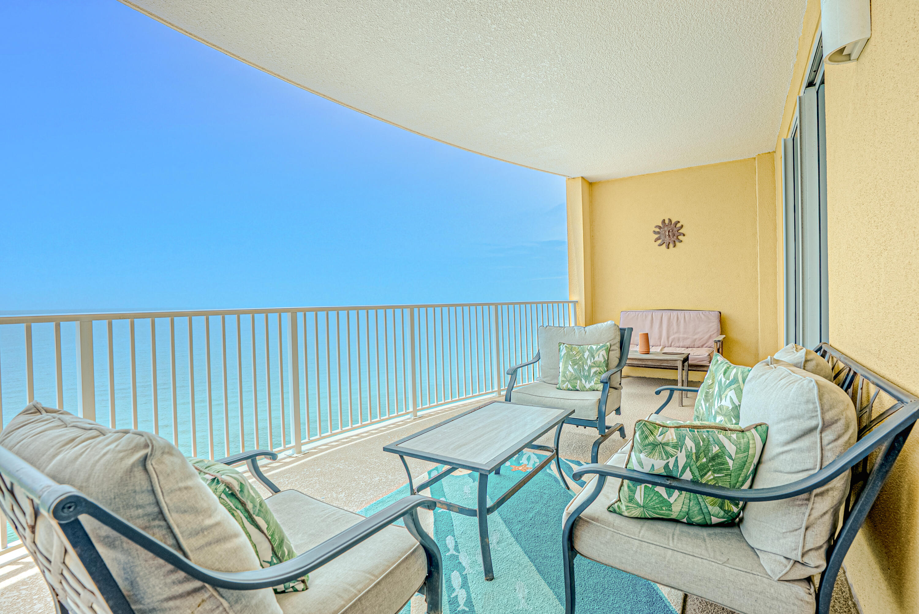 EMERALD ISLE - Residential