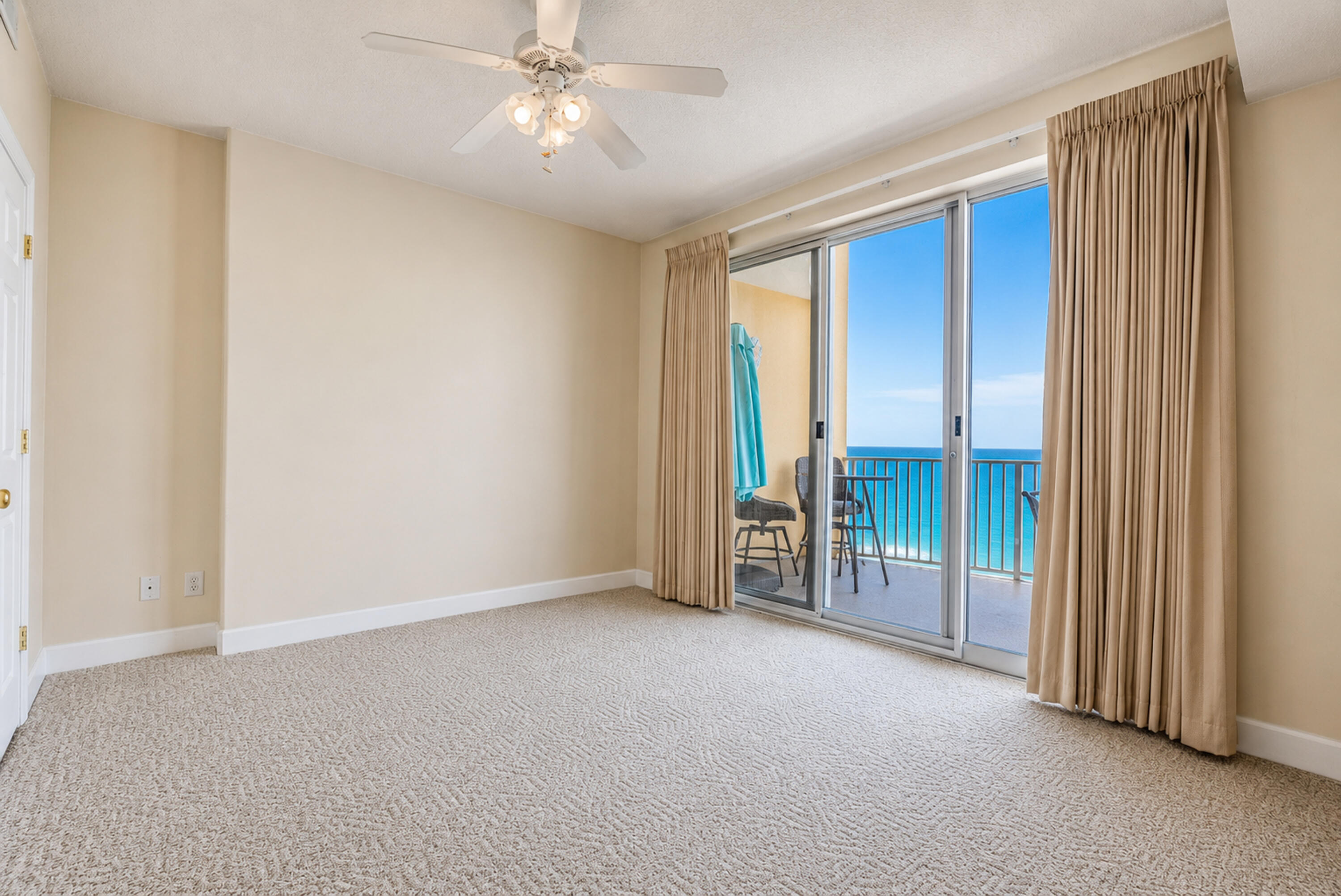 EMERALD ISLE - Residential