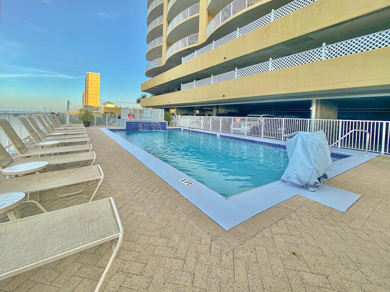 EMERALD ISLE - Residential